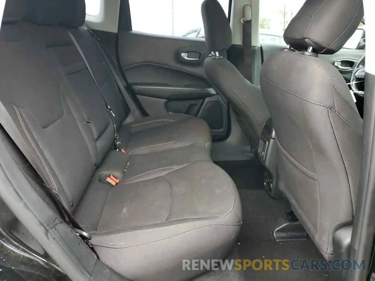 11 Photograph of a damaged car 3C4NJDAB4KT803099 JEEP COMPASS 2019