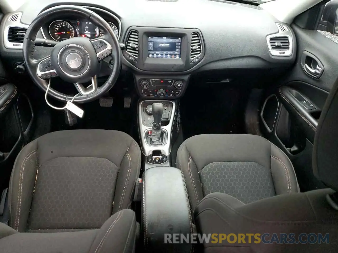 8 Photograph of a damaged car 3C4NJDAB4KT803099 JEEP COMPASS 2019