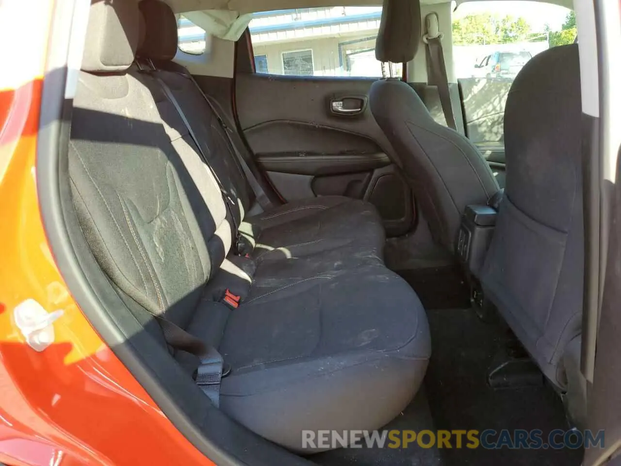 11 Photograph of a damaged car 3C4NJDAB6KT724484 JEEP COMPASS 2019