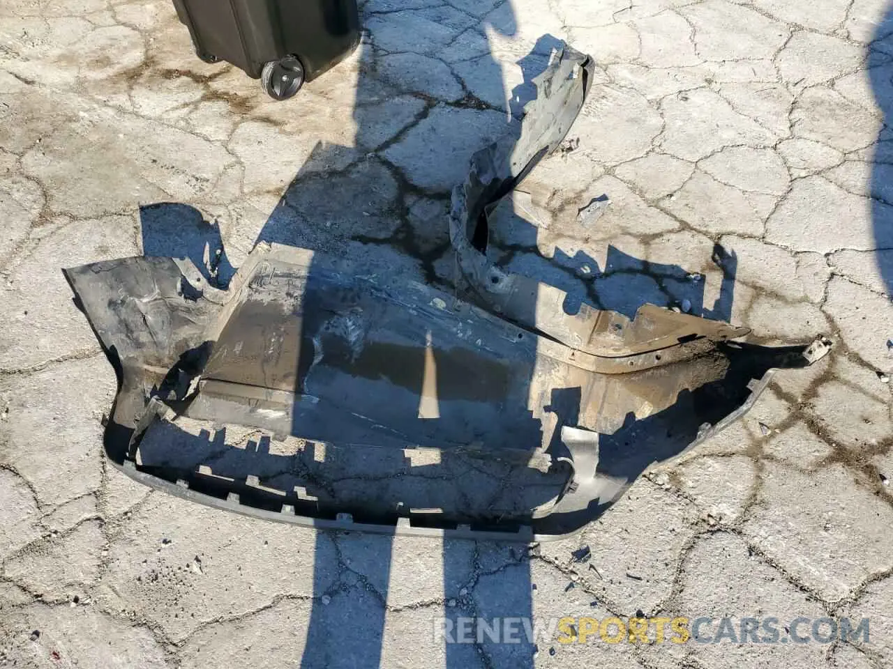 14 Photograph of a damaged car 3C4NJDAB6KT724484 JEEP COMPASS 2019