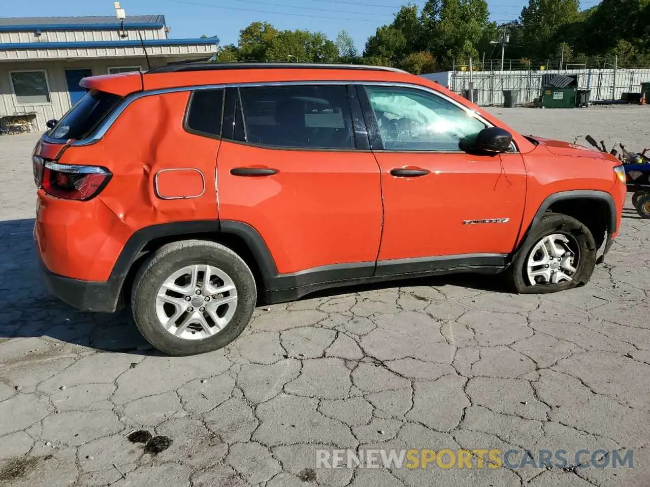 3 Photograph of a damaged car 3C4NJDAB6KT724484 JEEP COMPASS 2019
