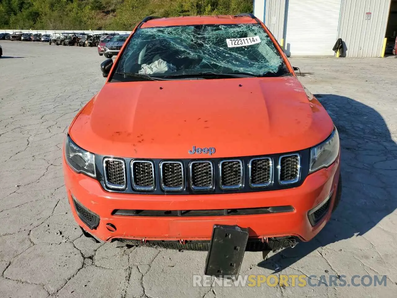 5 Photograph of a damaged car 3C4NJDAB6KT724484 JEEP COMPASS 2019