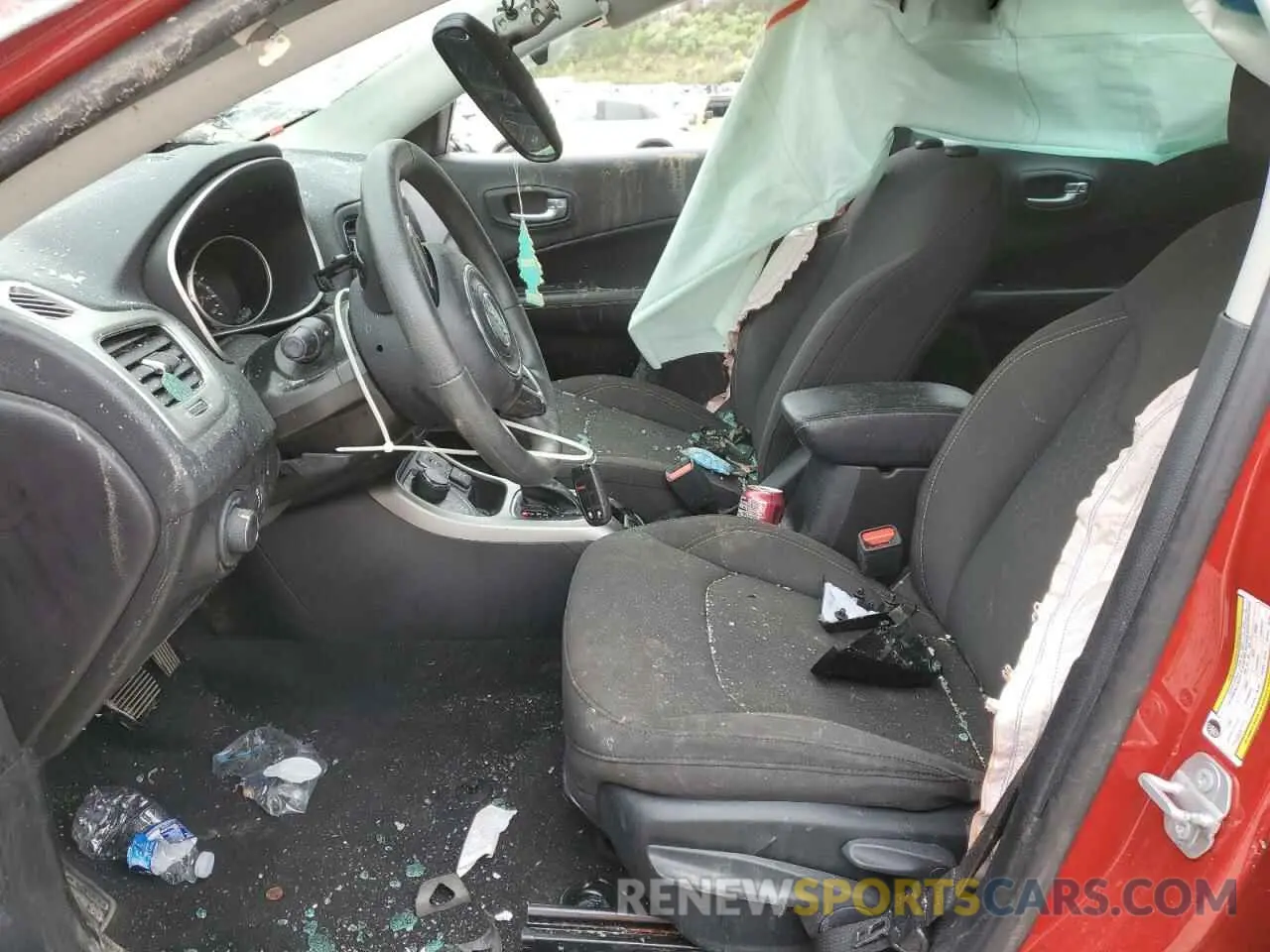 7 Photograph of a damaged car 3C4NJDAB6KT827629 JEEP COMPASS 2019