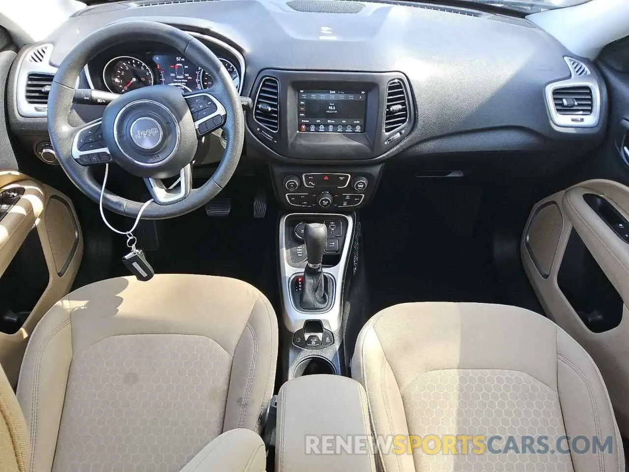 8 Photograph of a damaged car 3C4NJDAB8KT752755 JEEP COMPASS 2019