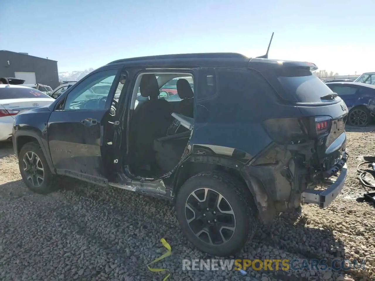 2 Photograph of a damaged car 3C4NJDABXKT679114 JEEP COMPASS 2019