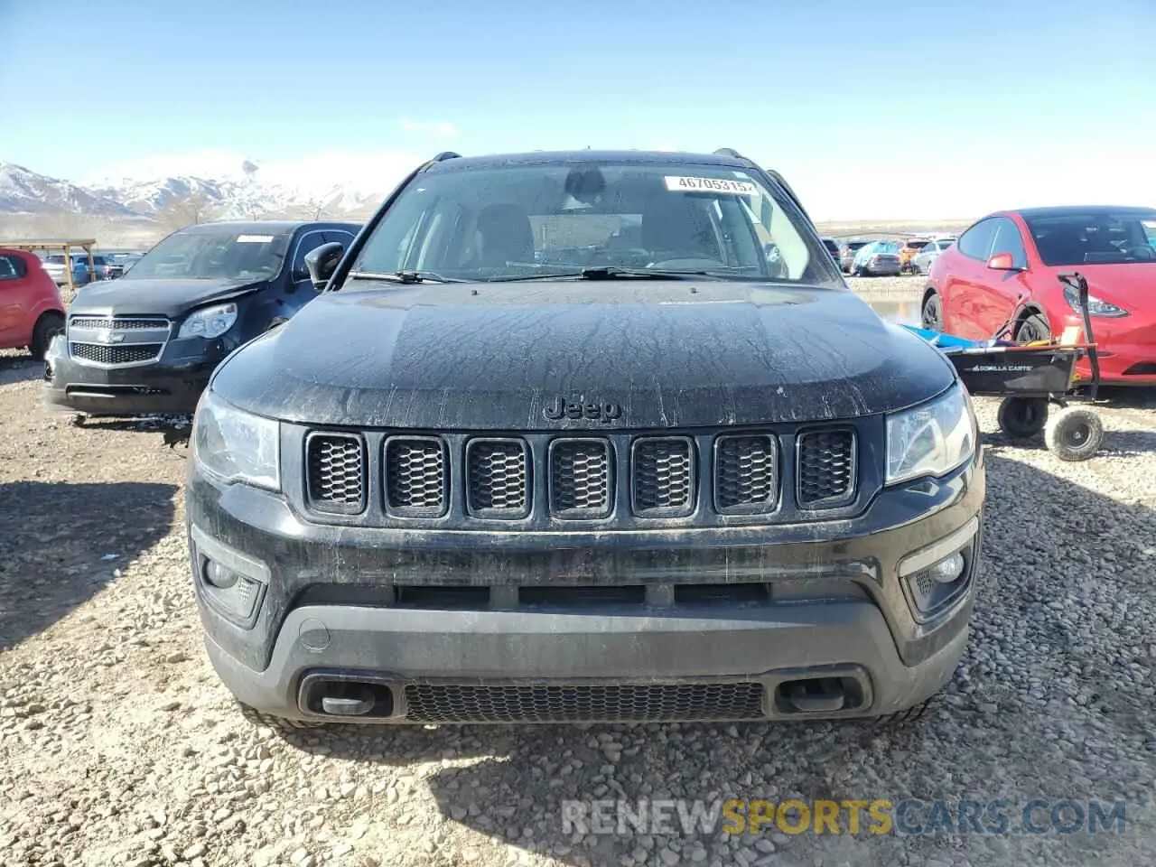 5 Photograph of a damaged car 3C4NJDABXKT679114 JEEP COMPASS 2019
