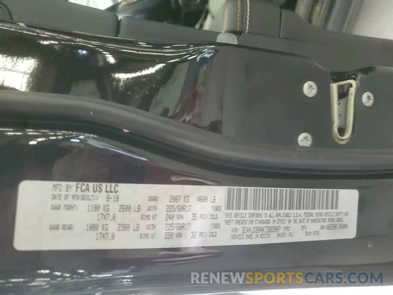 15 Photograph of a damaged car 3C4NJDBB0KT593907 JEEP COMPASS 2019