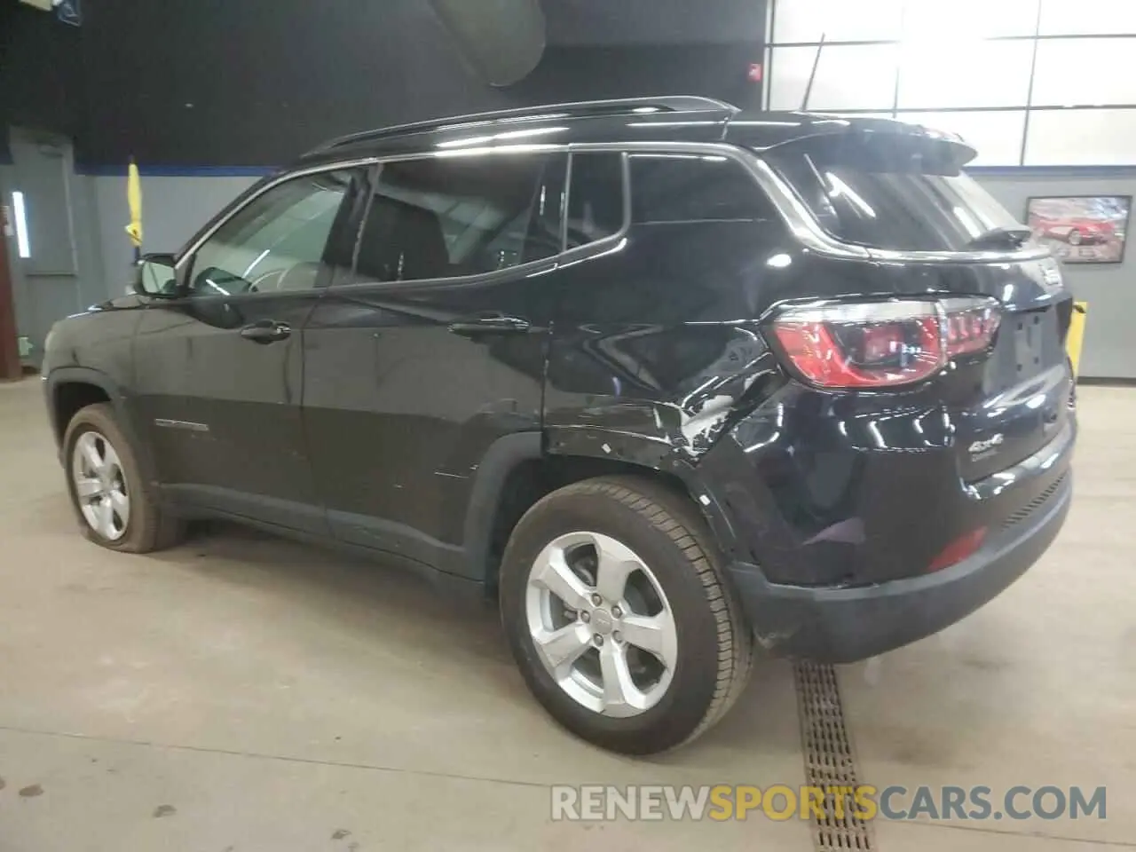 2 Photograph of a damaged car 3C4NJDBB0KT593907 JEEP COMPASS 2019