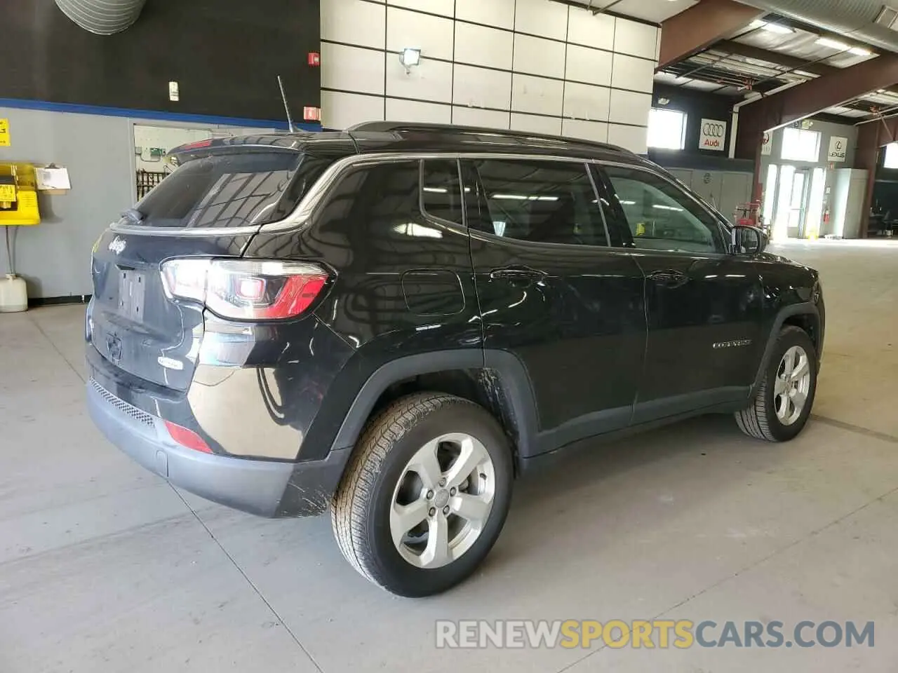 3 Photograph of a damaged car 3C4NJDBB0KT593907 JEEP COMPASS 2019