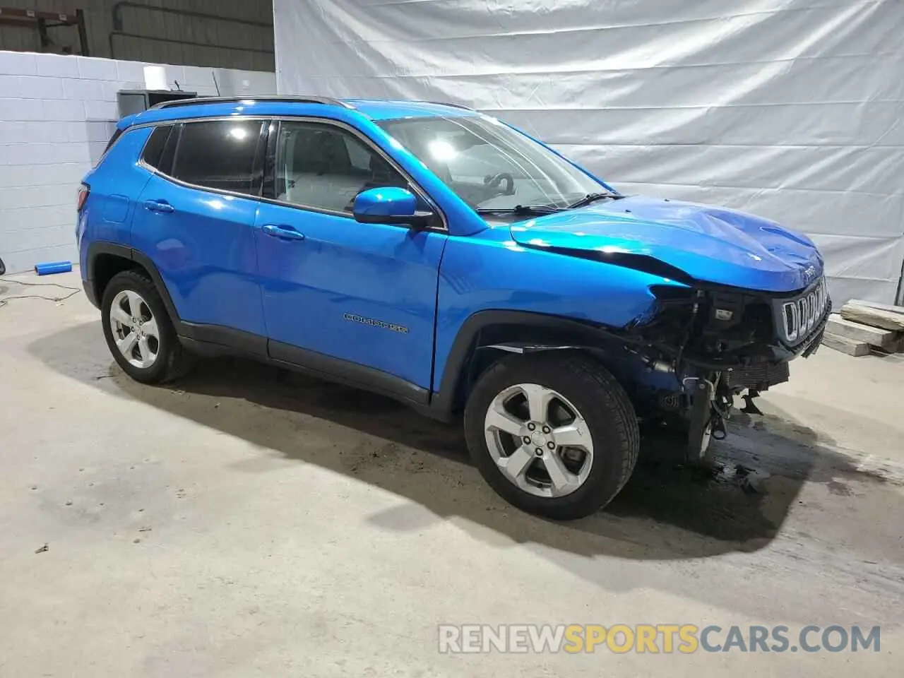 4 Photograph of a damaged car 3C4NJDBB0KT594099 JEEP COMPASS 2019