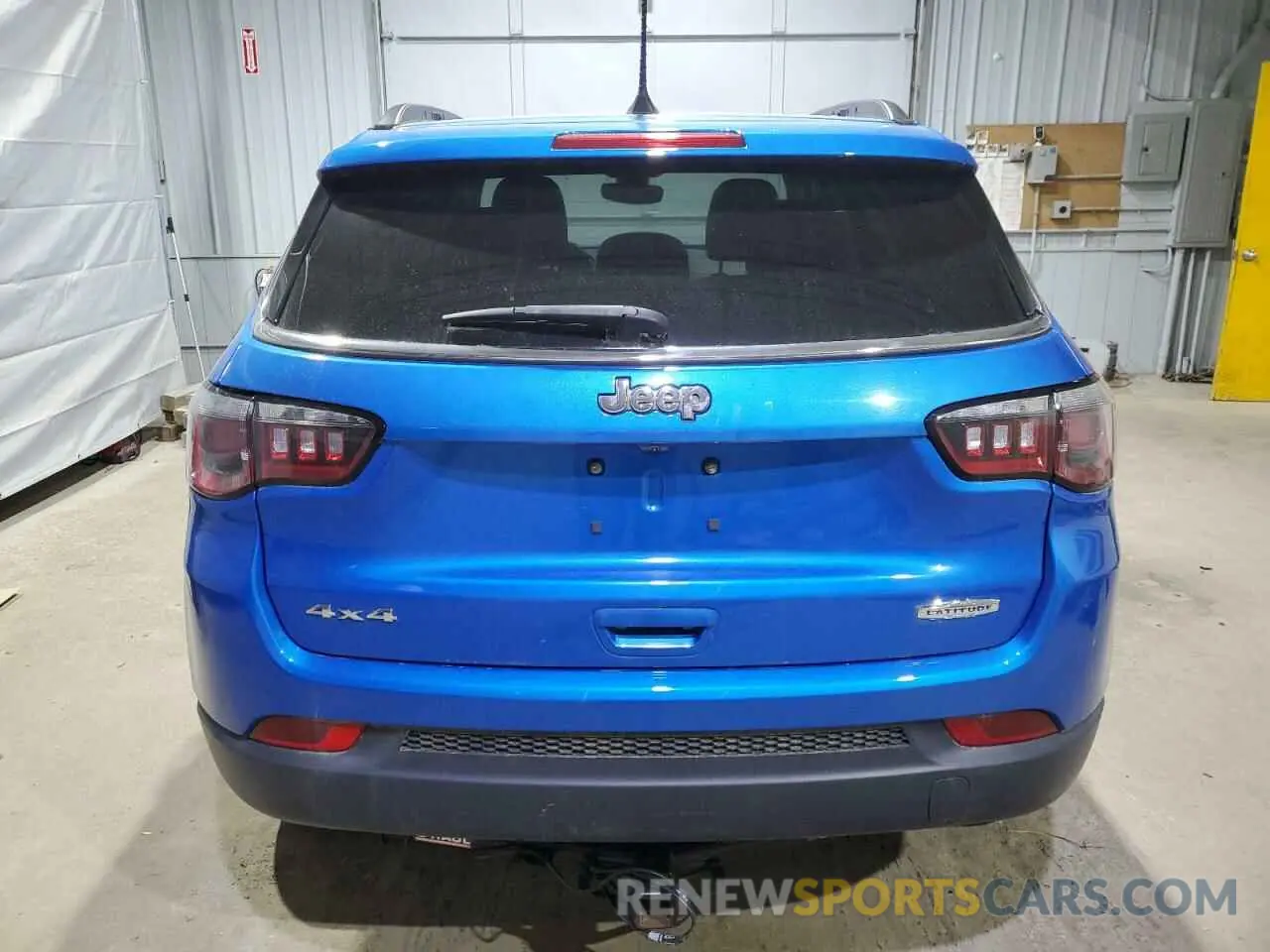 6 Photograph of a damaged car 3C4NJDBB0KT594099 JEEP COMPASS 2019