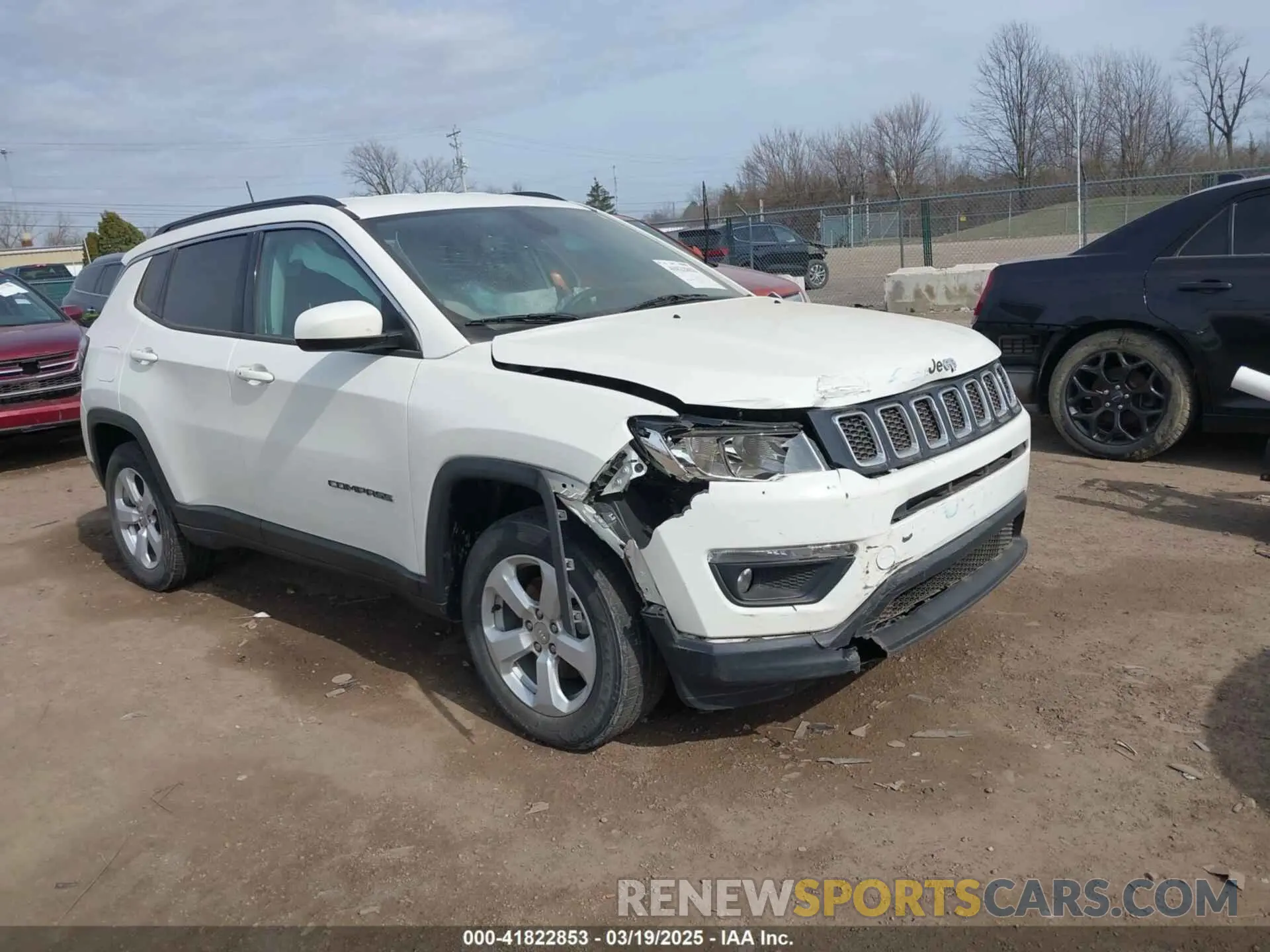 1 Photograph of a damaged car 3C4NJDBB0KT597603 JEEP COMPASS 2019