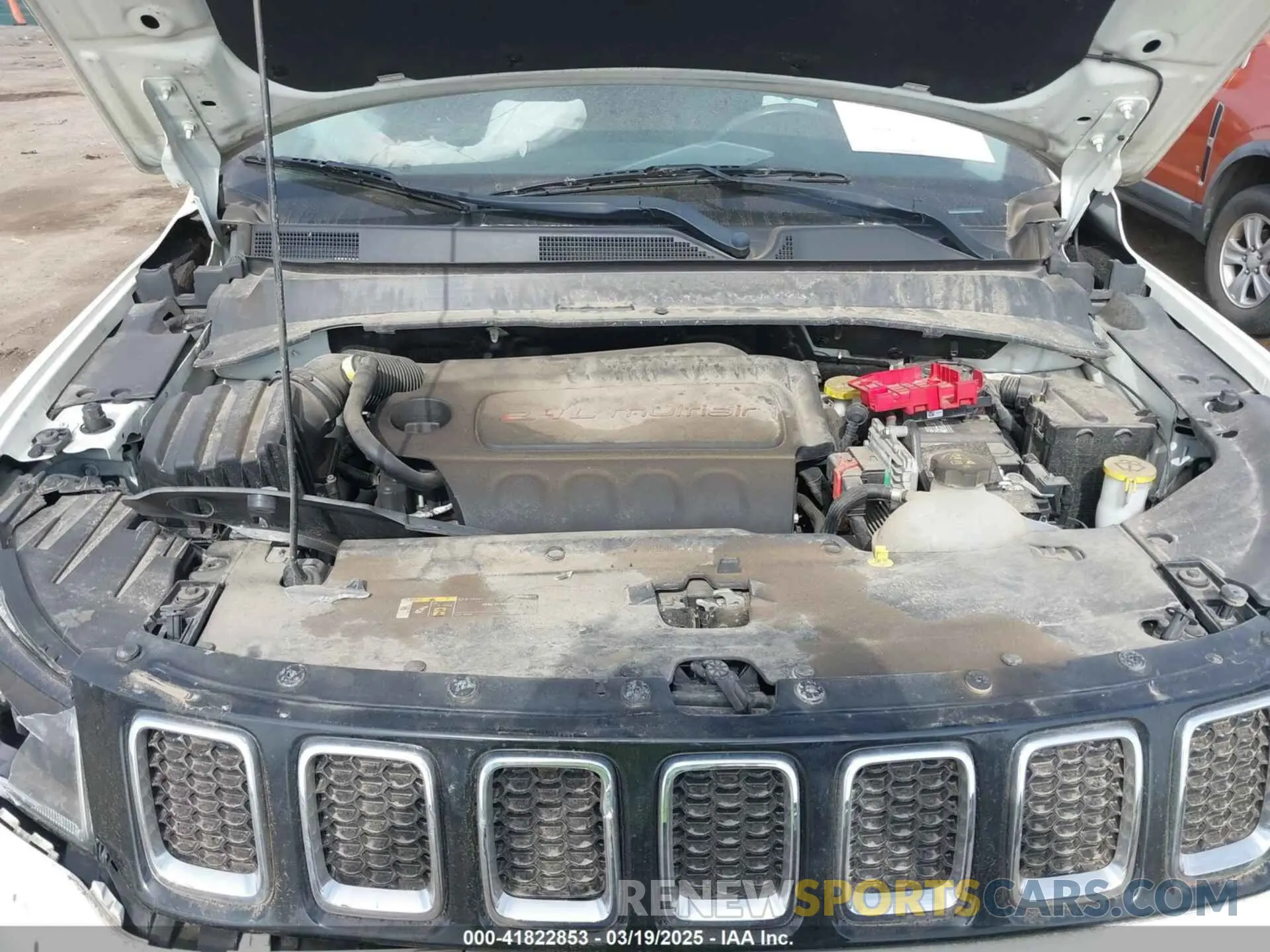 10 Photograph of a damaged car 3C4NJDBB0KT597603 JEEP COMPASS 2019