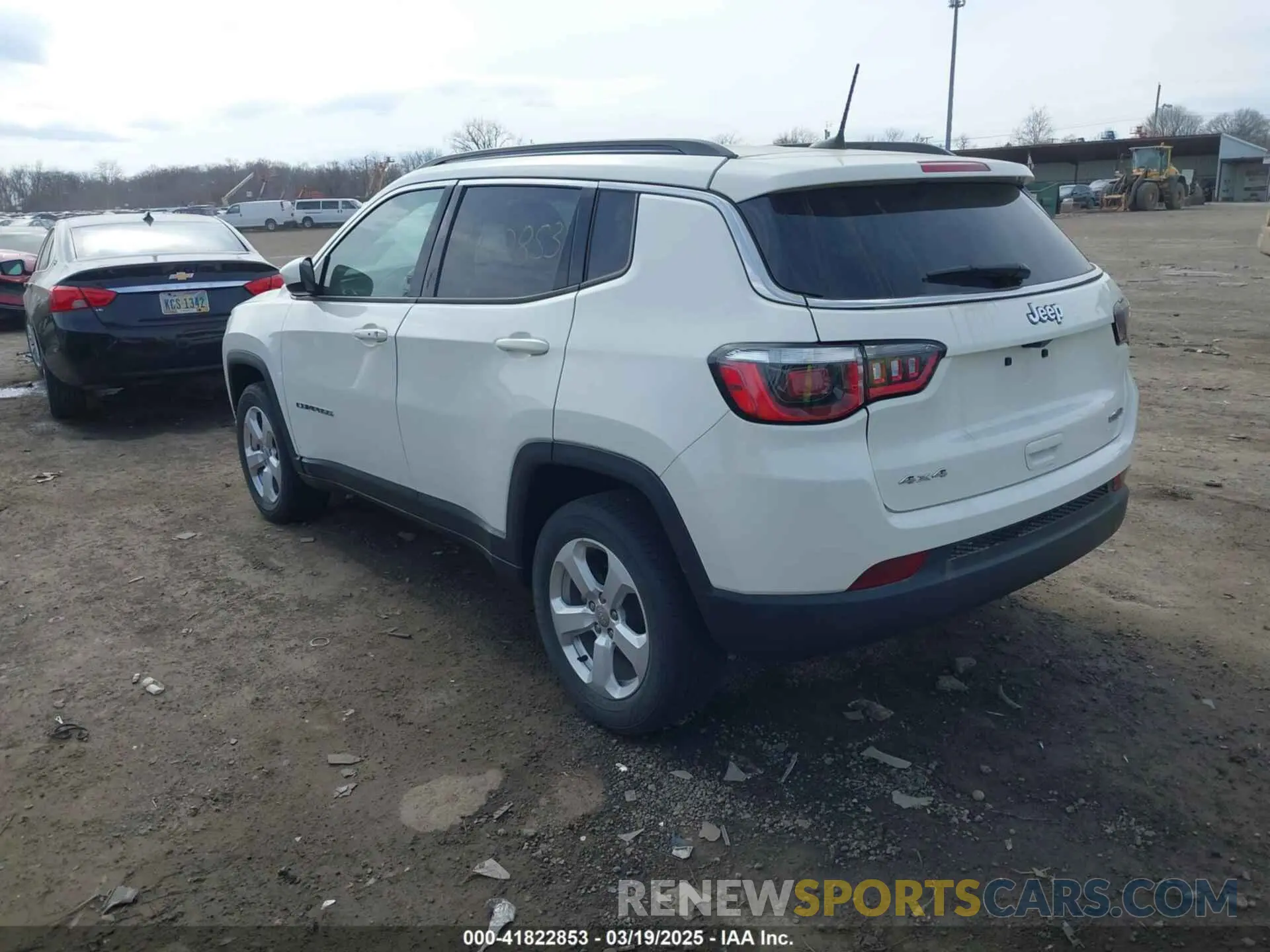 3 Photograph of a damaged car 3C4NJDBB0KT597603 JEEP COMPASS 2019