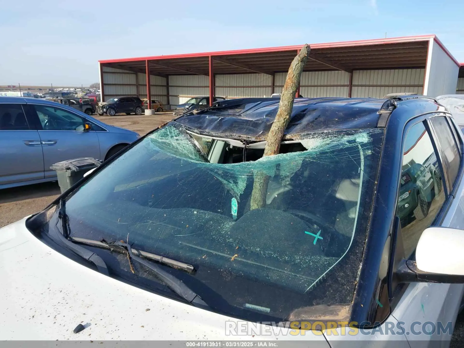 6 Photograph of a damaged car 3C4NJDBB0KT629952 JEEP COMPASS 2019