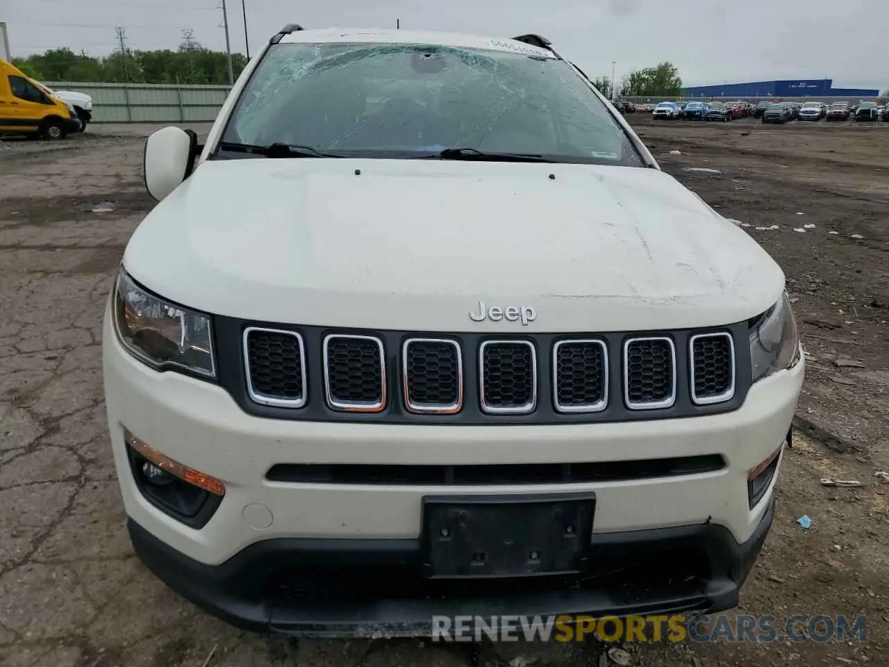 5 Photograph of a damaged car 3C4NJDBB0KT656990 JEEP COMPASS 2019