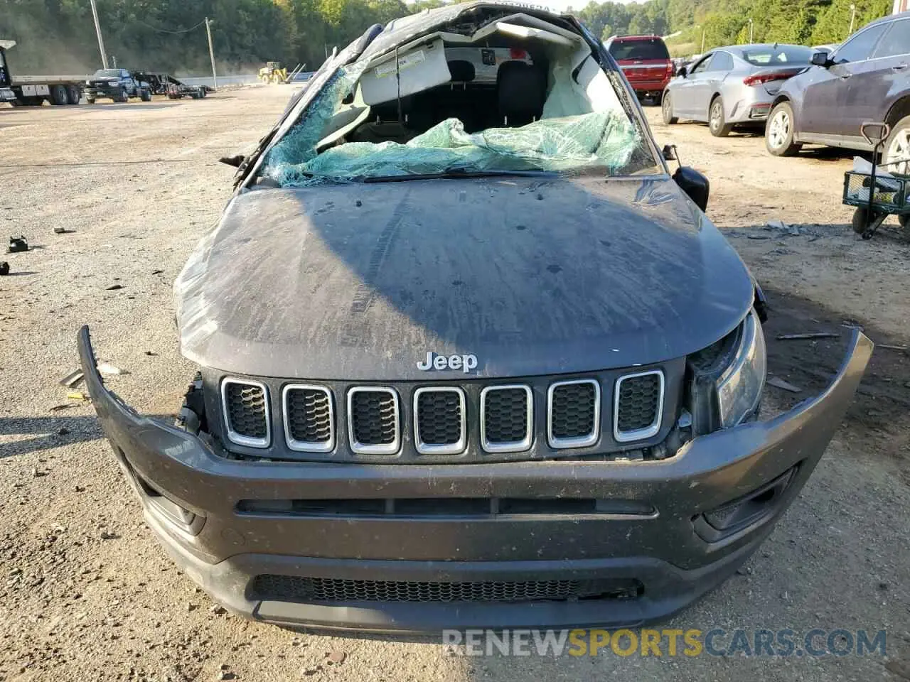 5 Photograph of a damaged car 3C4NJDBB0KT772822 JEEP COMPASS 2019