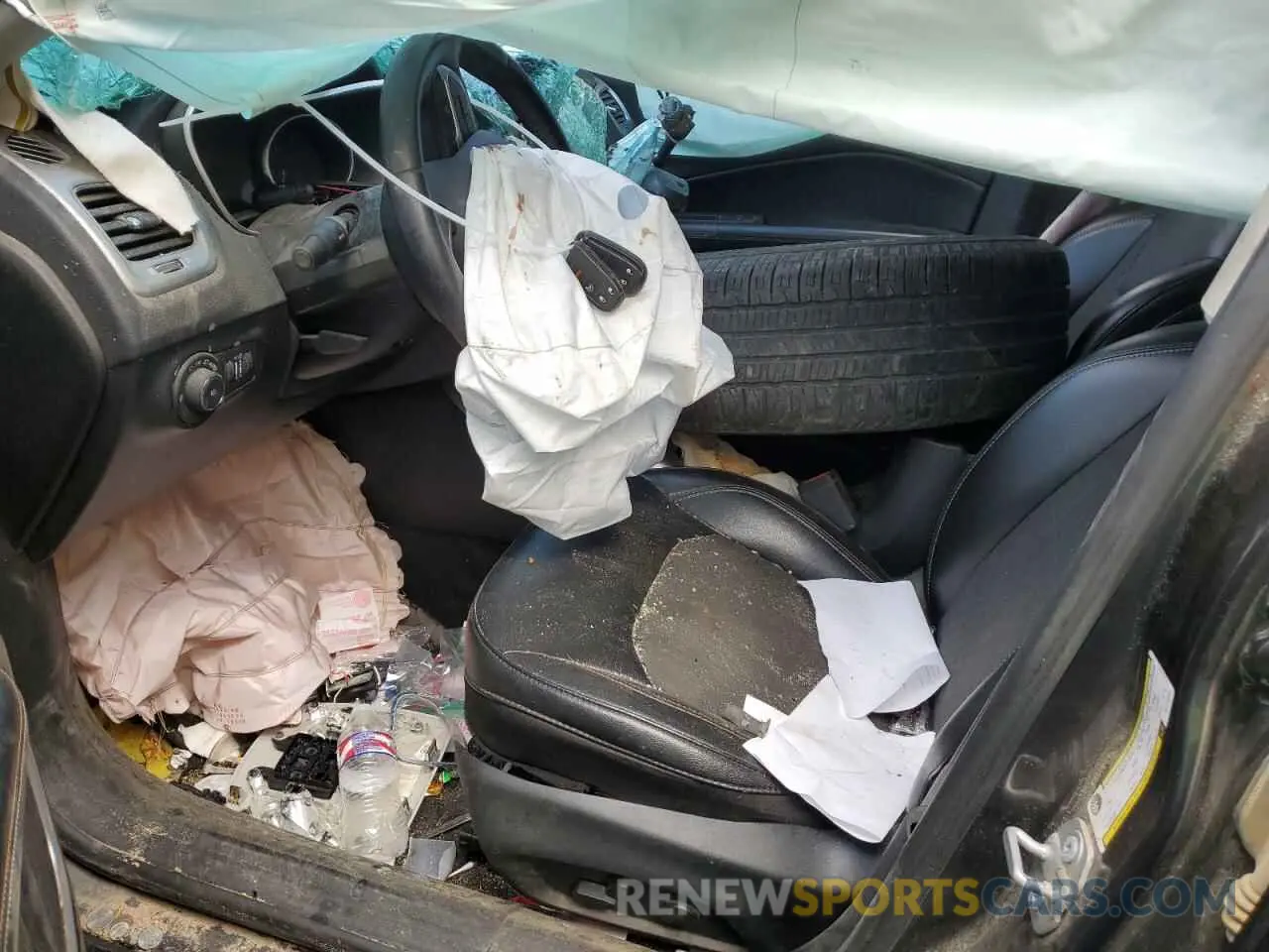 7 Photograph of a damaged car 3C4NJDBB0KT772822 JEEP COMPASS 2019