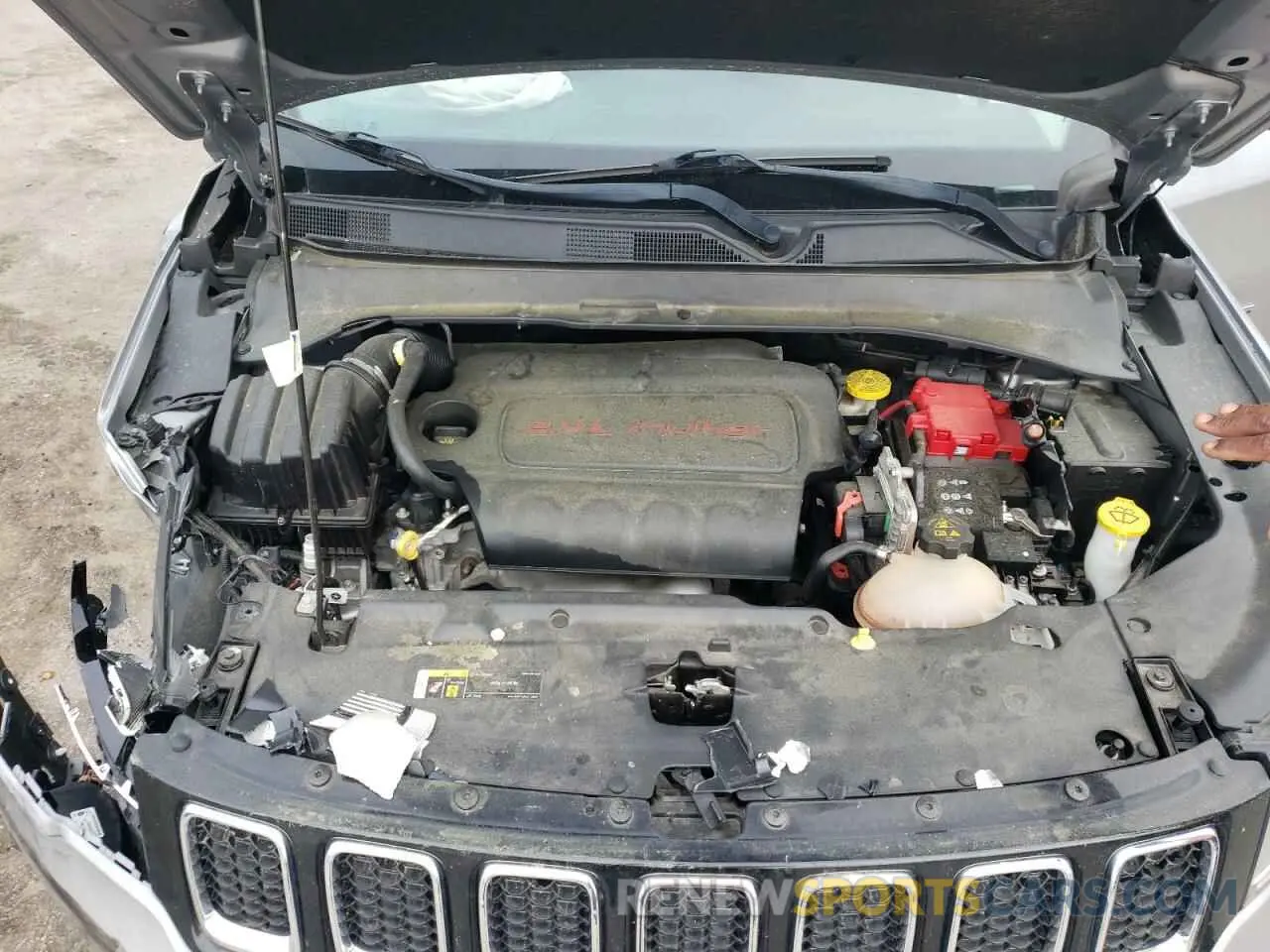 12 Photograph of a damaged car 3C4NJDBB0KT836177 JEEP COMPASS 2019