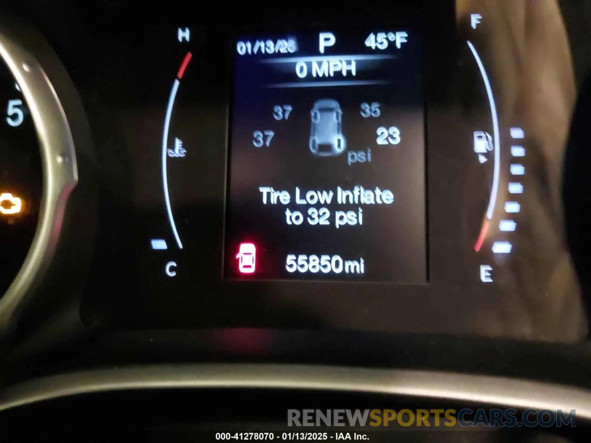 15 Photograph of a damaged car 3C4NJDBB0KT838995 JEEP COMPASS 2019