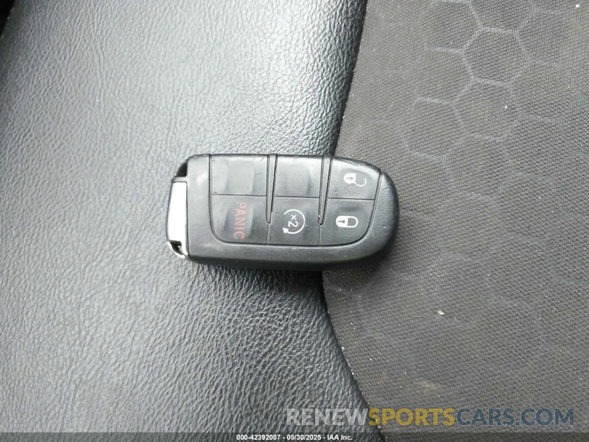 11 Photograph of a damaged car 3C4NJDBB0KT850712 JEEP COMPASS 2019