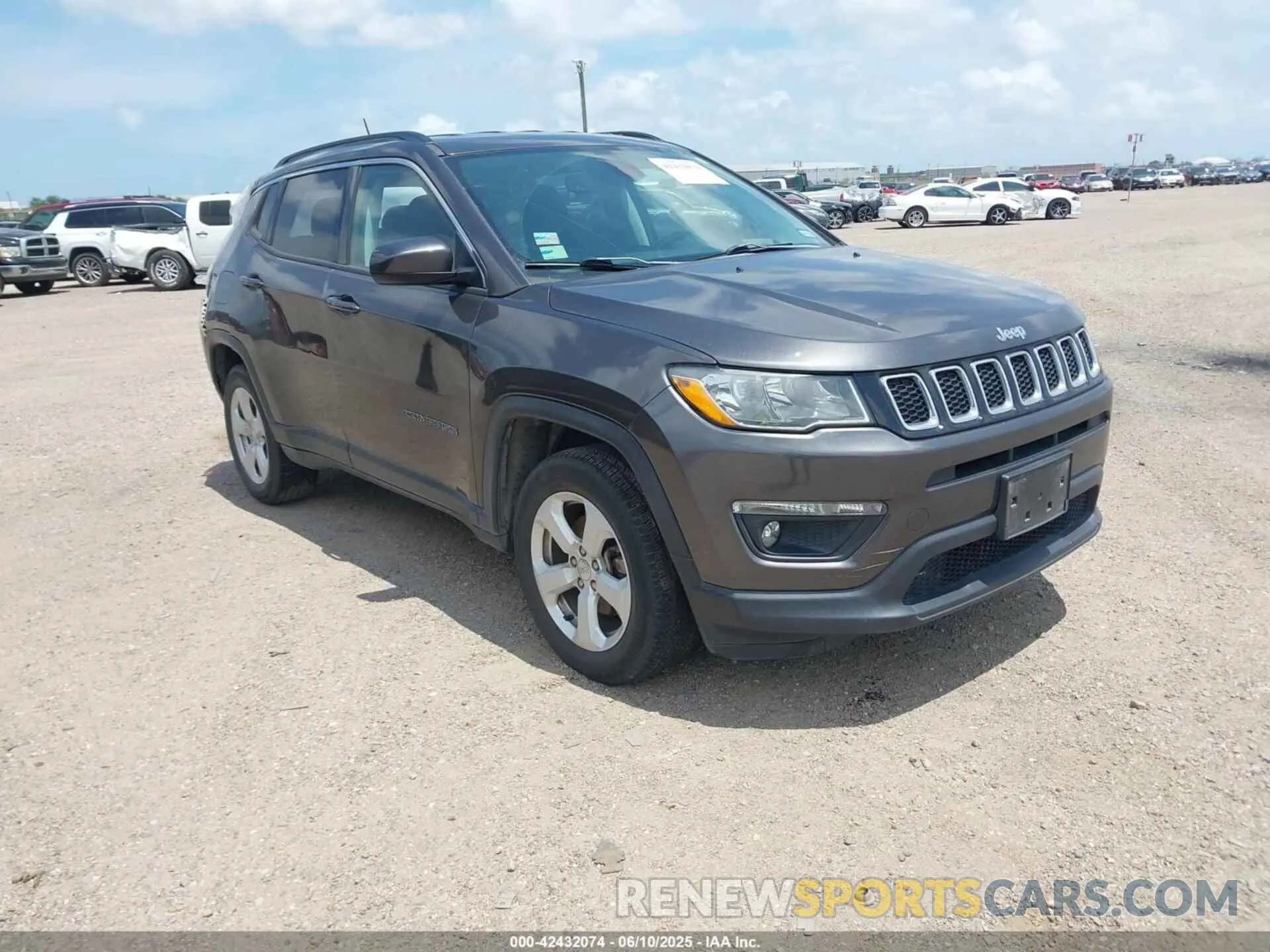 1 Photograph of a damaged car 3C4NJDBB1KT595259 JEEP COMPASS 2019