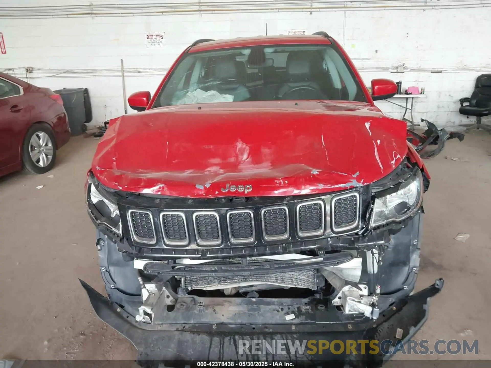 12 Photograph of a damaged car 3C4NJDBB1KT602548 JEEP COMPASS 2019
