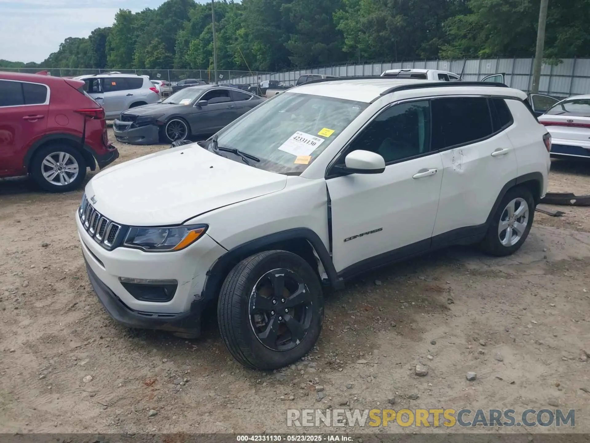 6 Photograph of a damaged car 3C4NJDBB1KT639082 JEEP COMPASS 2019