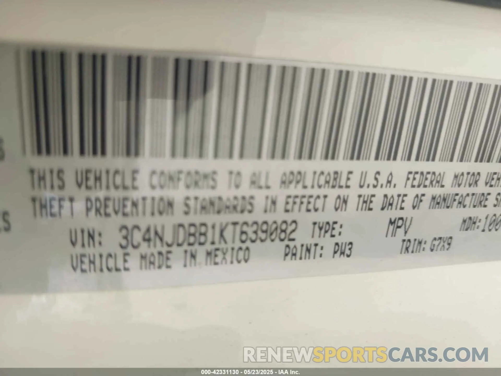 9 Photograph of a damaged car 3C4NJDBB1KT639082 JEEP COMPASS 2019