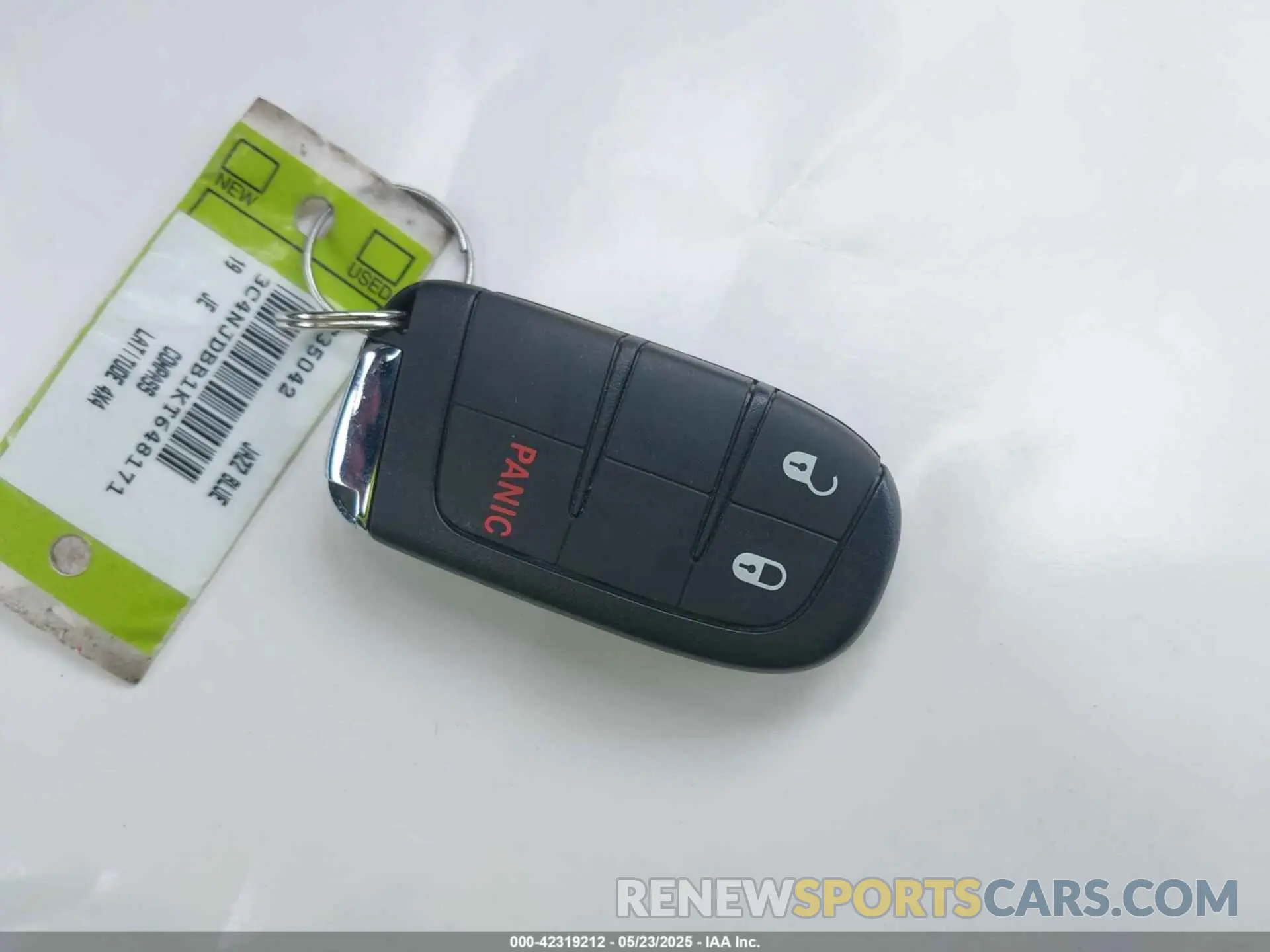 11 Photograph of a damaged car 3C4NJDBB1KT648171 JEEP COMPASS 2019