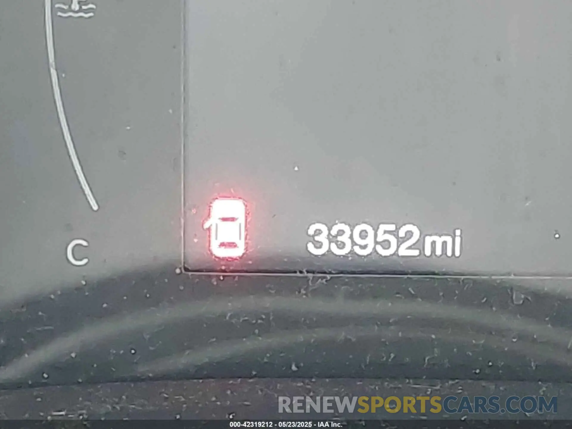 15 Photograph of a damaged car 3C4NJDBB1KT648171 JEEP COMPASS 2019