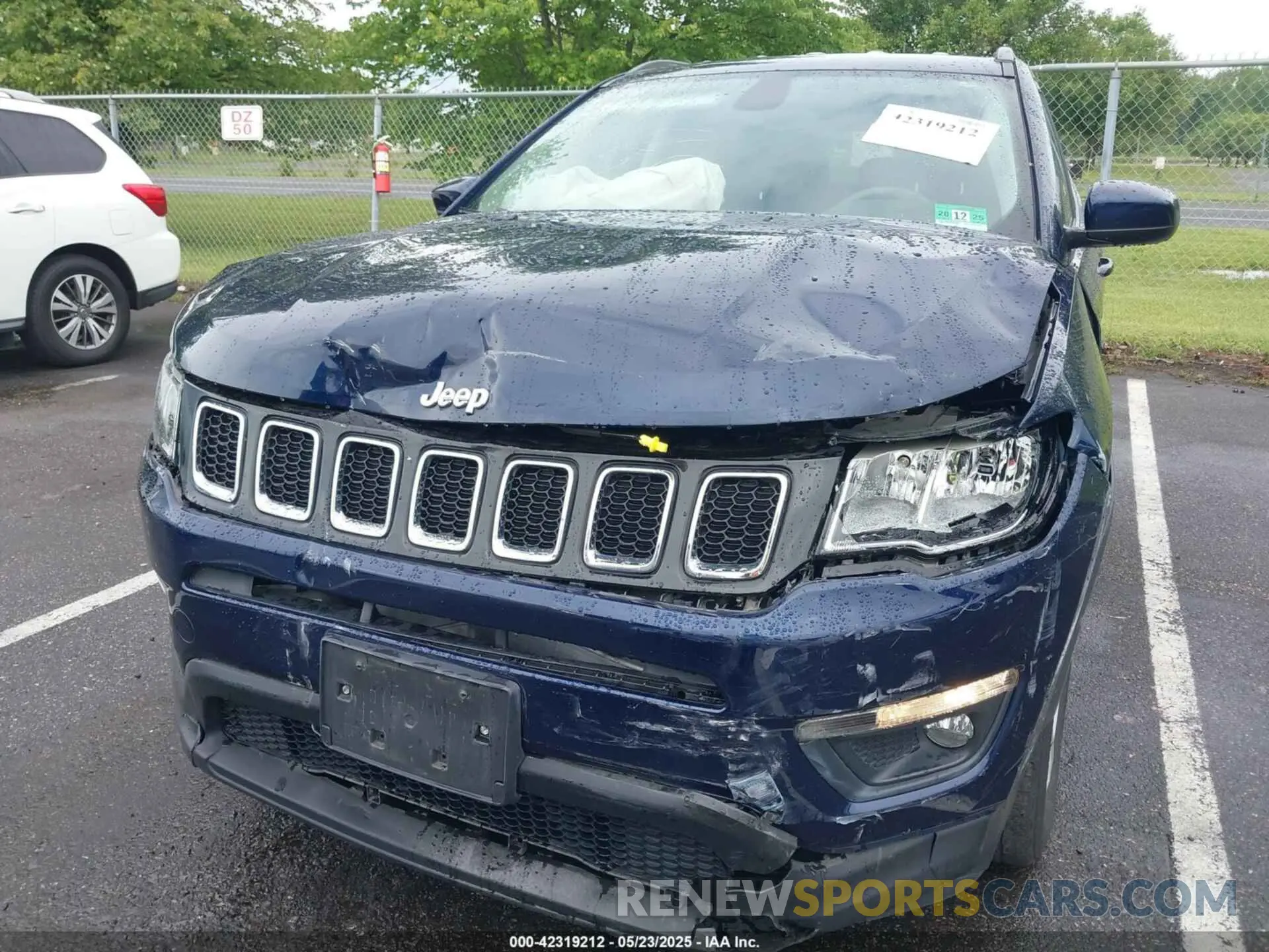 6 Photograph of a damaged car 3C4NJDBB1KT648171 JEEP COMPASS 2019