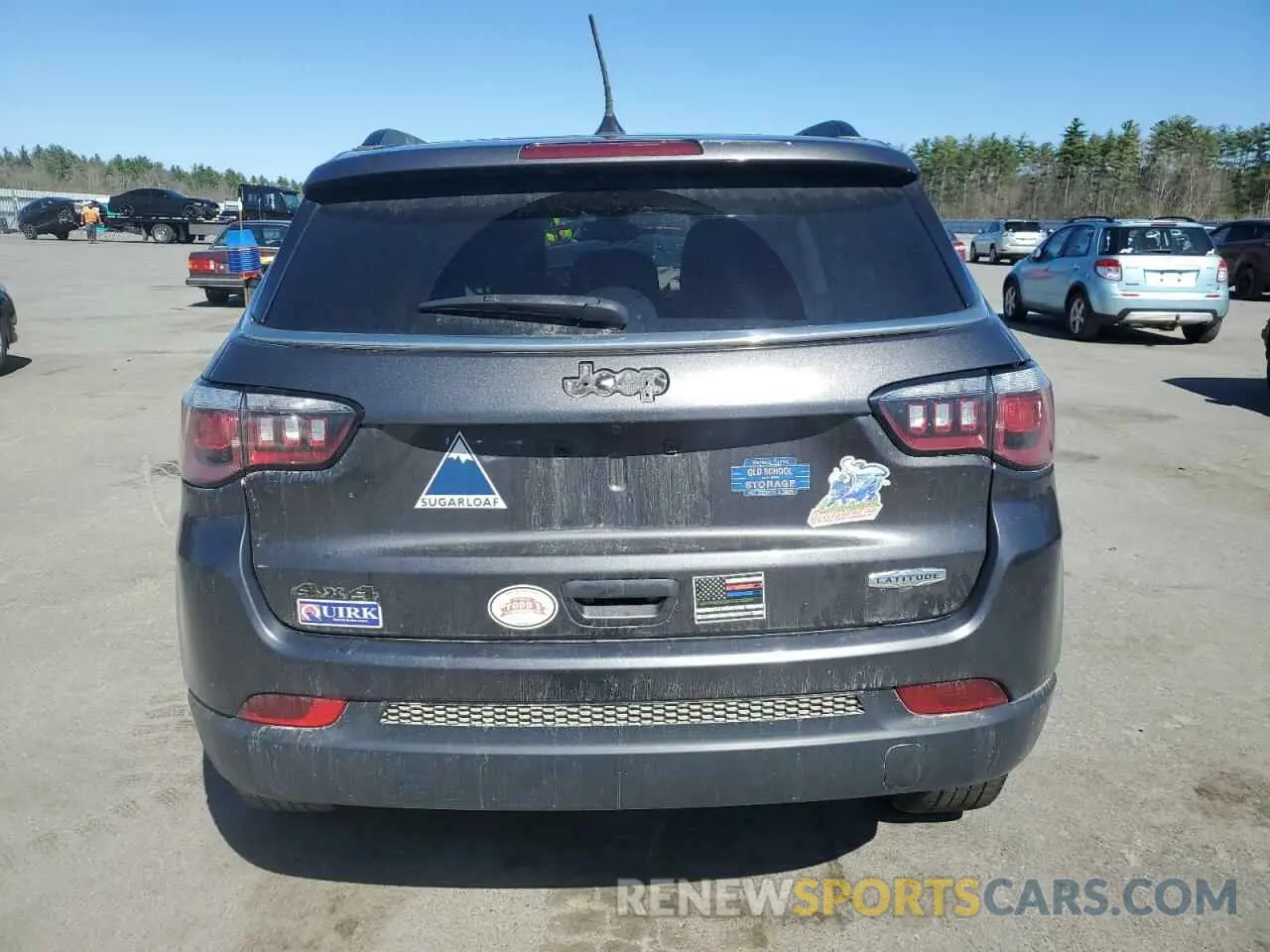 6 Photograph of a damaged car 3C4NJDBB1KT678948 JEEP COMPASS 2019