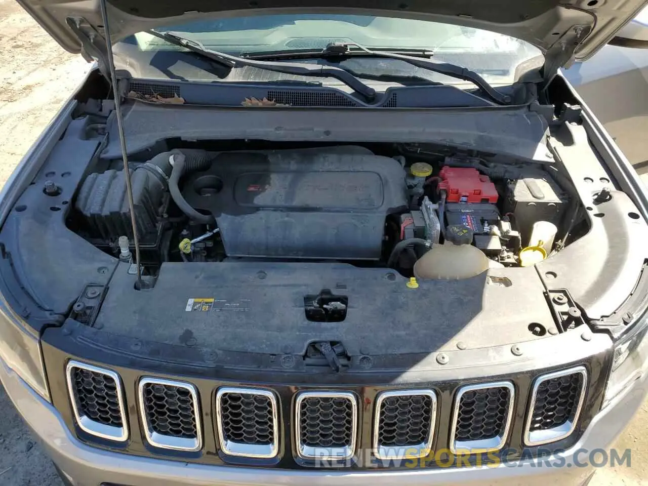 12 Photograph of a damaged car 3C4NJDBB1KT703251 JEEP COMPASS 2019
