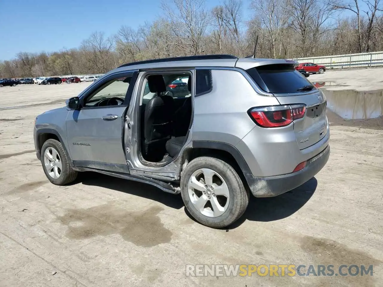 2 Photograph of a damaged car 3C4NJDBB1KT703251 JEEP COMPASS 2019