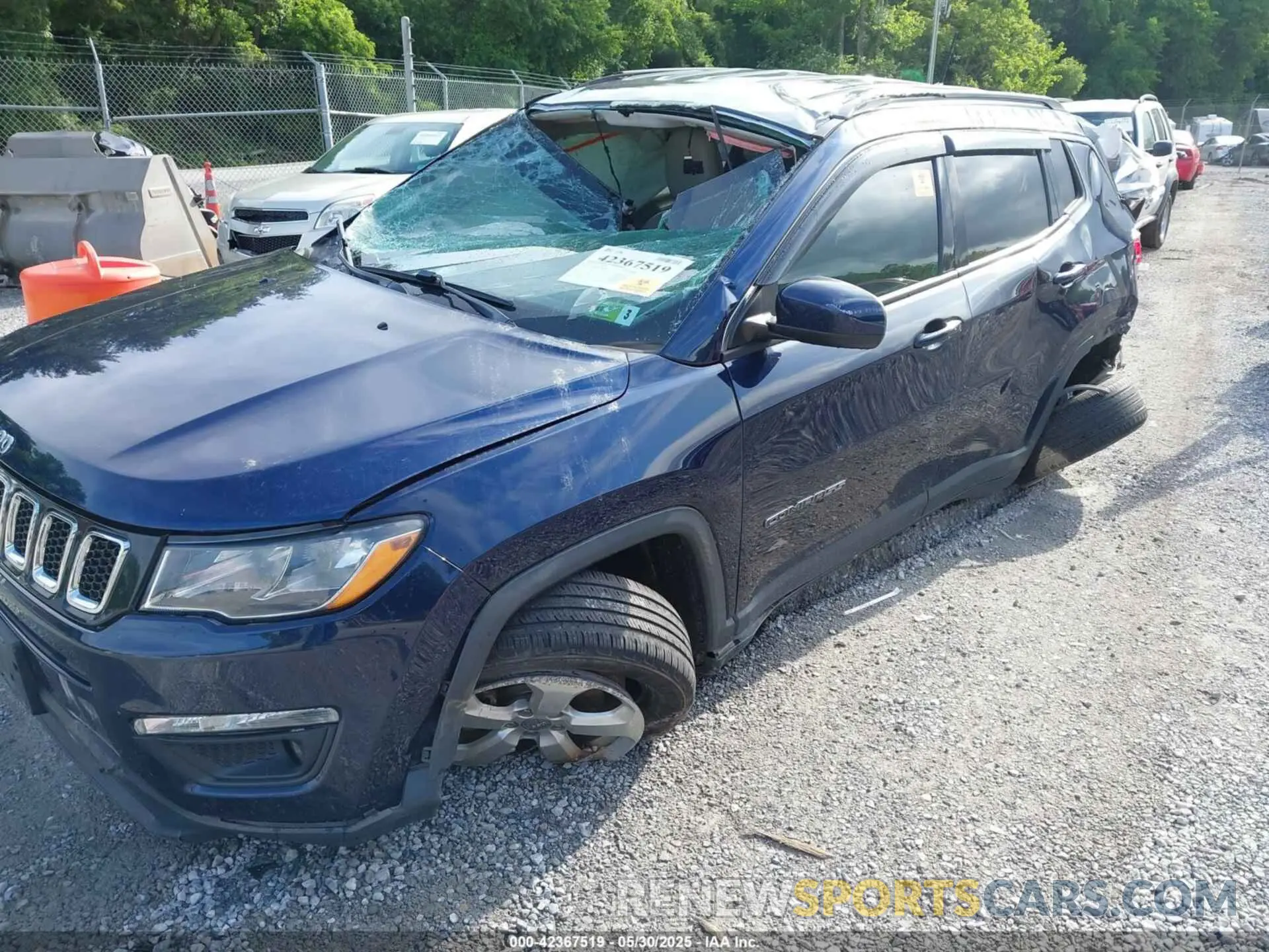 6 Photograph of a damaged car 3C4NJDBB1KT748738 JEEP COMPASS 2019