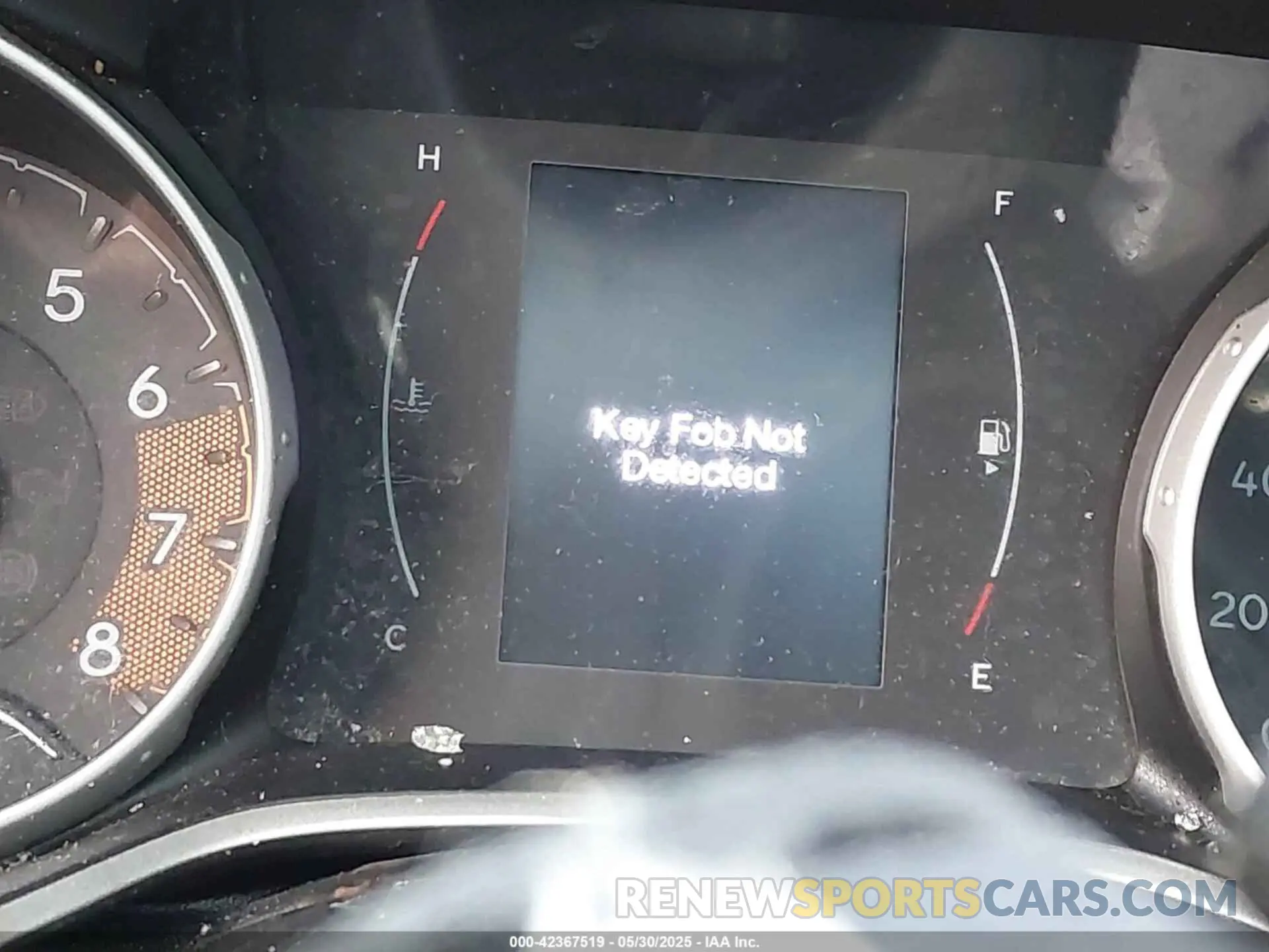 7 Photograph of a damaged car 3C4NJDBB1KT748738 JEEP COMPASS 2019