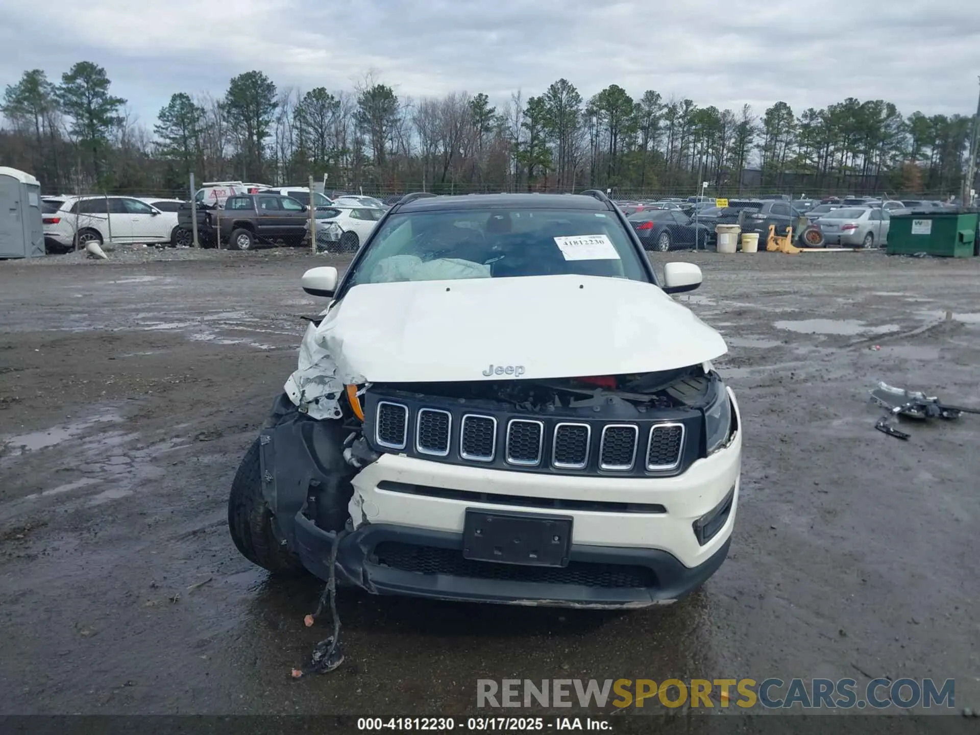 11 Photograph of a damaged car 3C4NJDBB1KT761196 JEEP COMPASS 2019