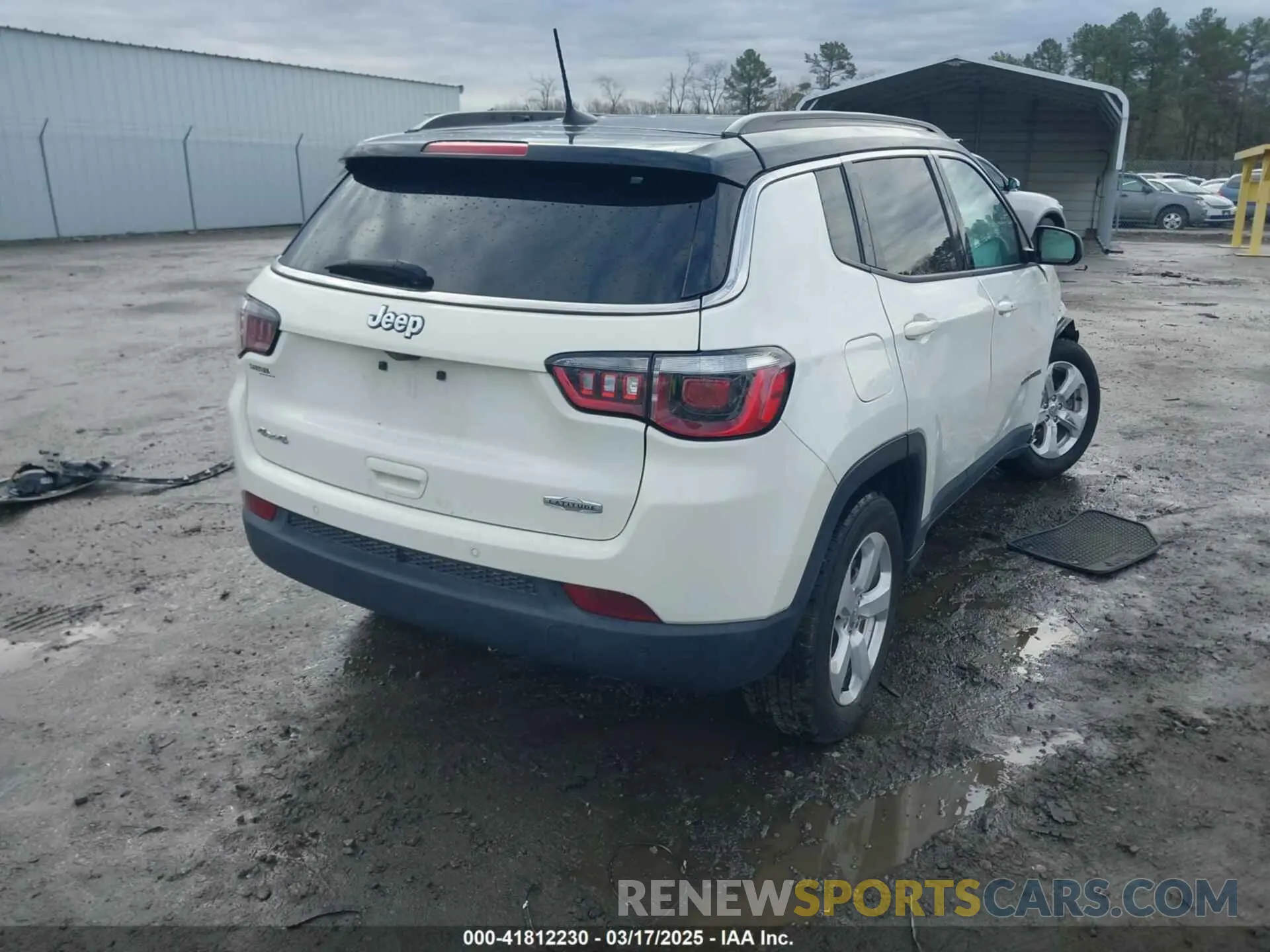 4 Photograph of a damaged car 3C4NJDBB1KT761196 JEEP COMPASS 2019