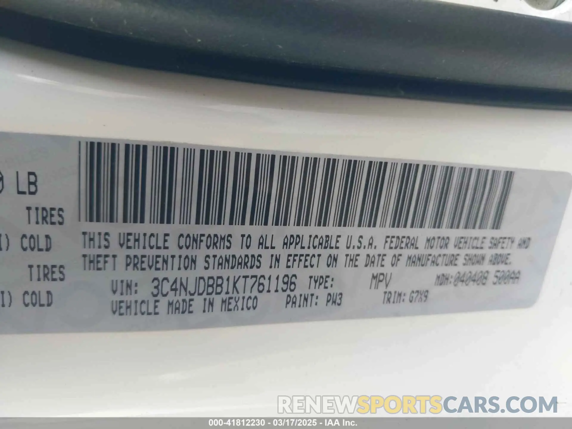 9 Photograph of a damaged car 3C4NJDBB1KT761196 JEEP COMPASS 2019