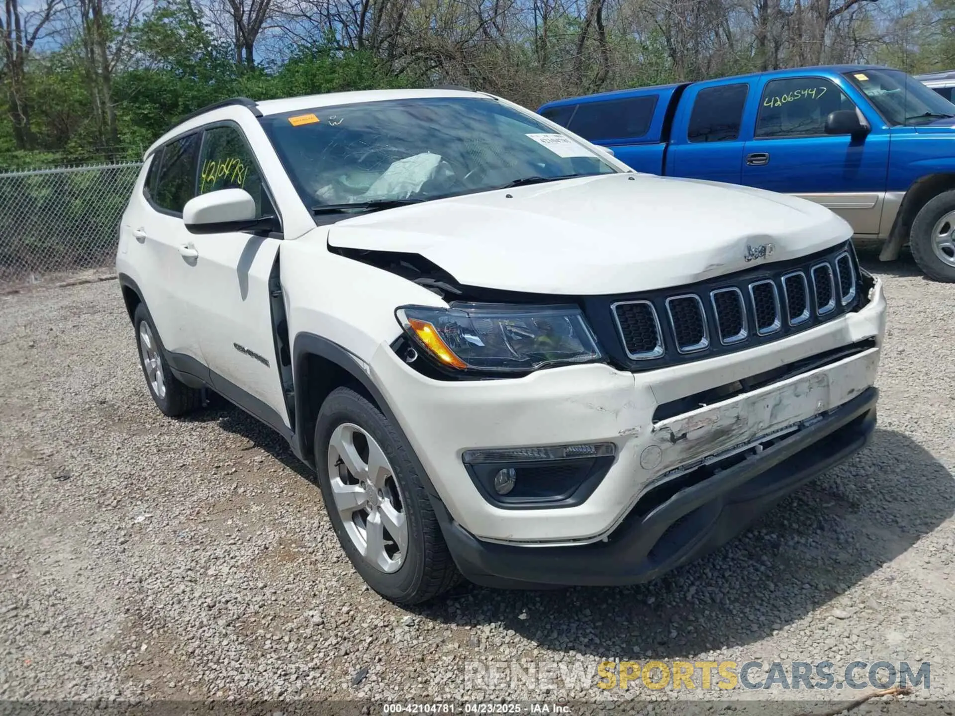 1 Photograph of a damaged car 3C4NJDBB1KT792223 JEEP COMPASS 2019