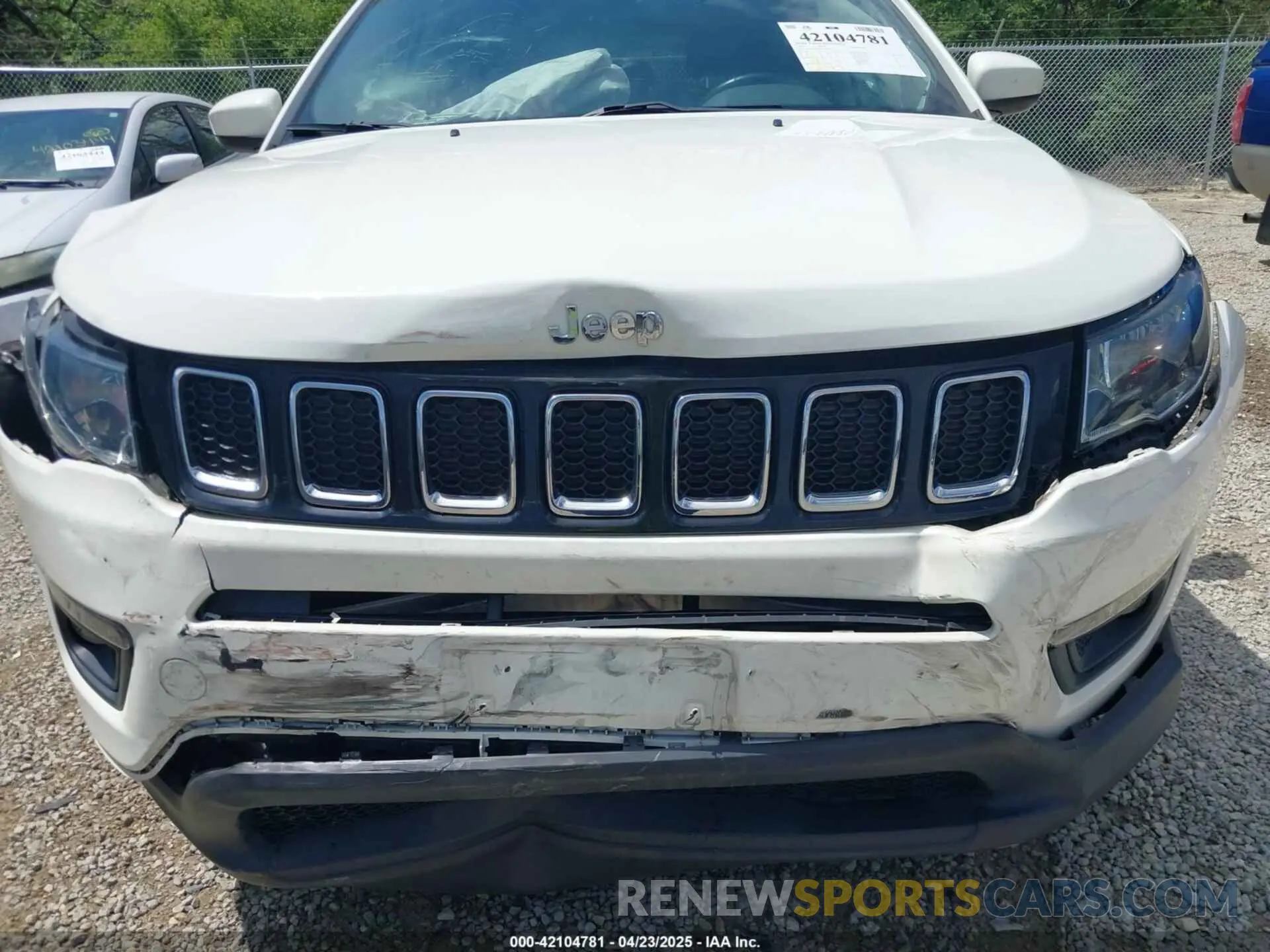 6 Photograph of a damaged car 3C4NJDBB1KT792223 JEEP COMPASS 2019