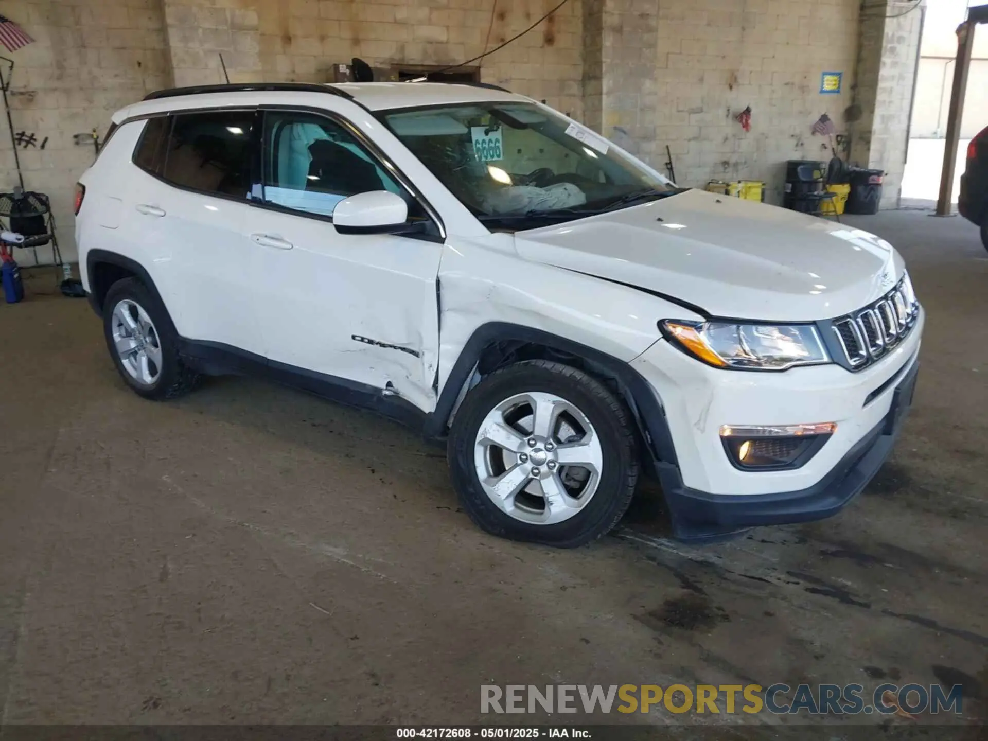 1 Photograph of a damaged car 3C4NJDBB1KT813958 JEEP COMPASS 2019