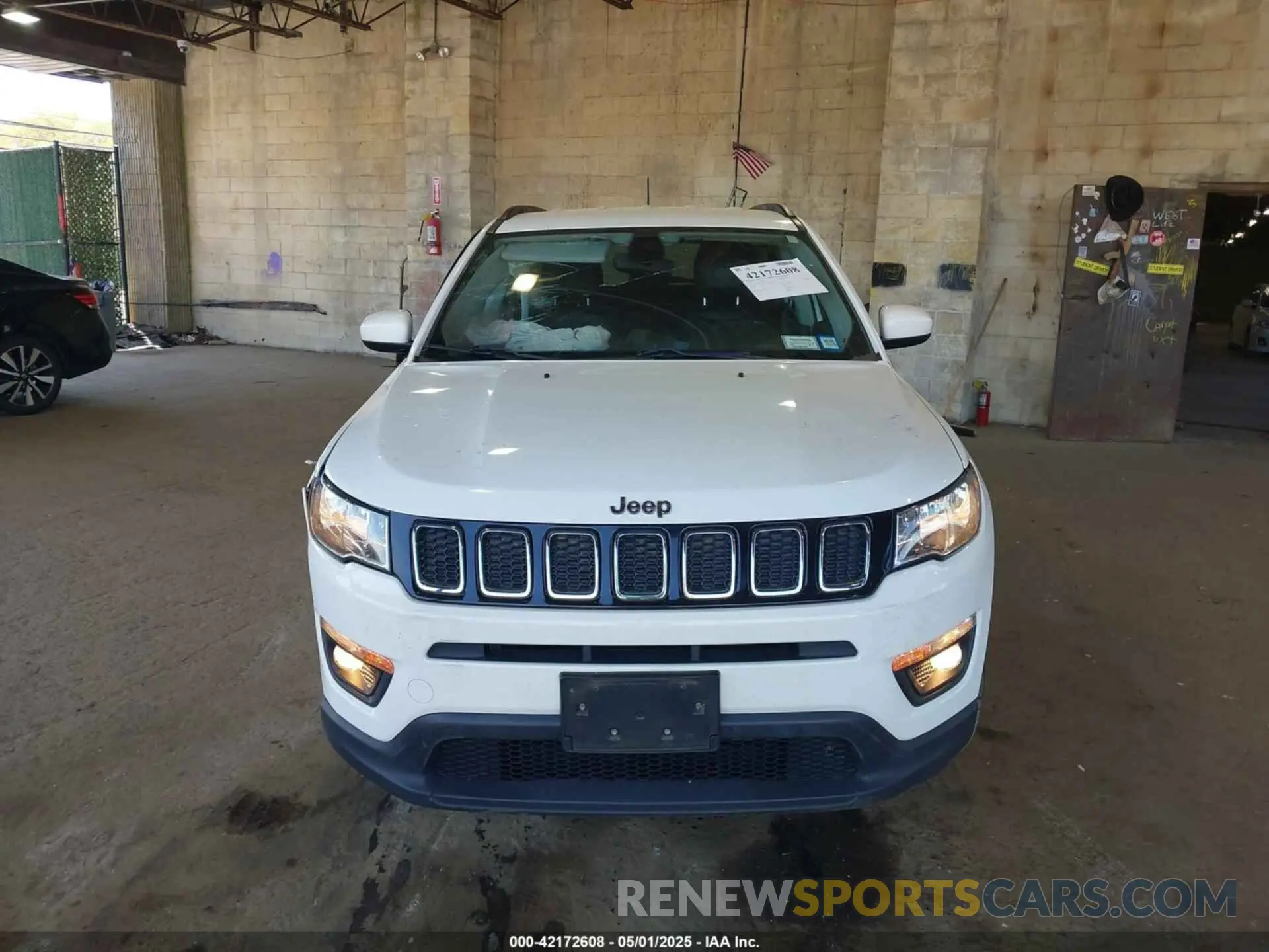 12 Photograph of a damaged car 3C4NJDBB1KT813958 JEEP COMPASS 2019