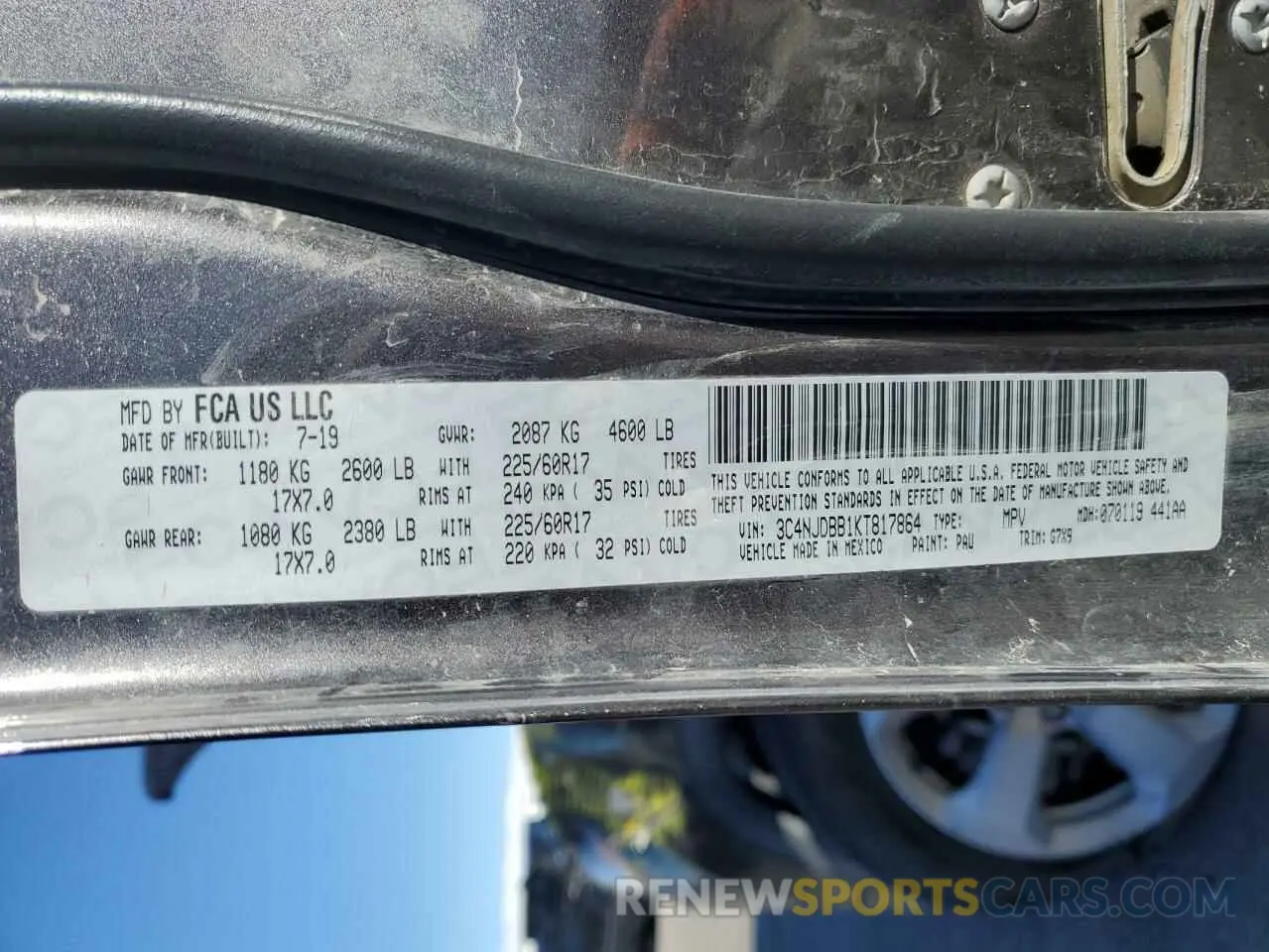 15 Photograph of a damaged car 3C4NJDBB1KT817864 JEEP COMPASS 2019