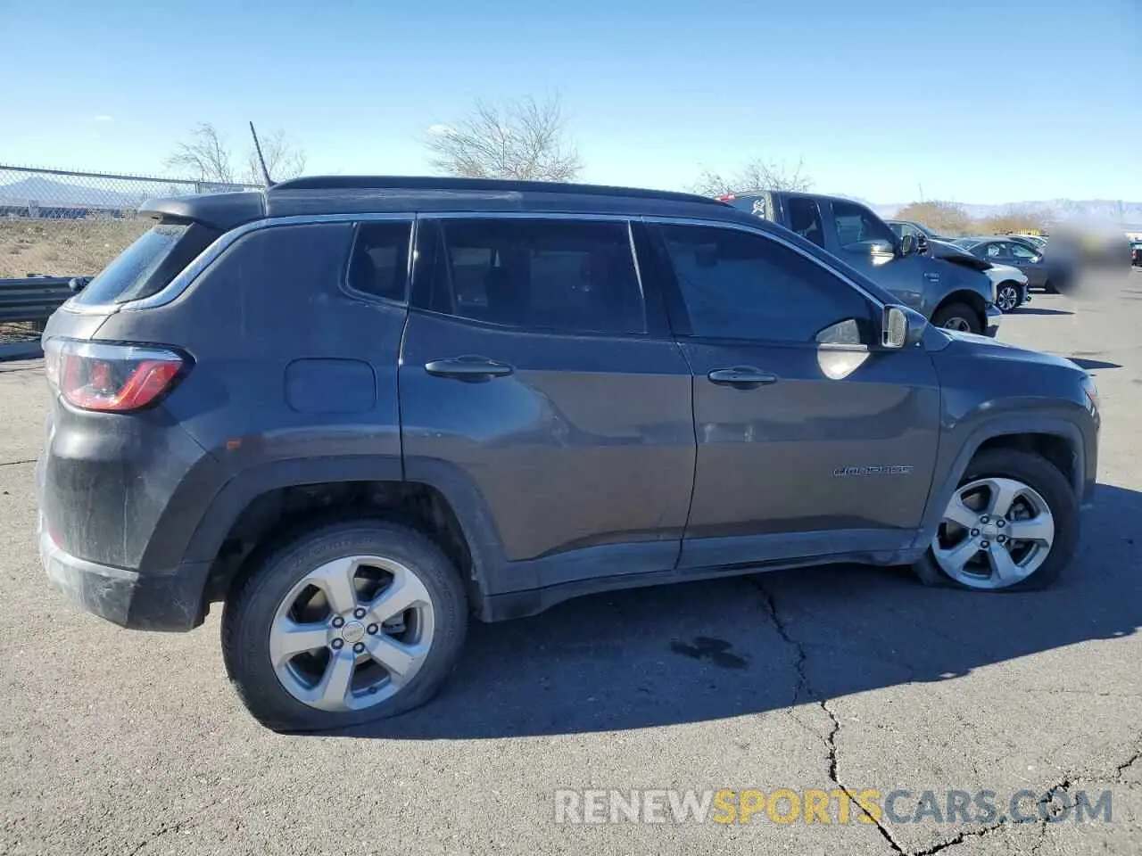 3 Photograph of a damaged car 3C4NJDBB1KT817864 JEEP COMPASS 2019