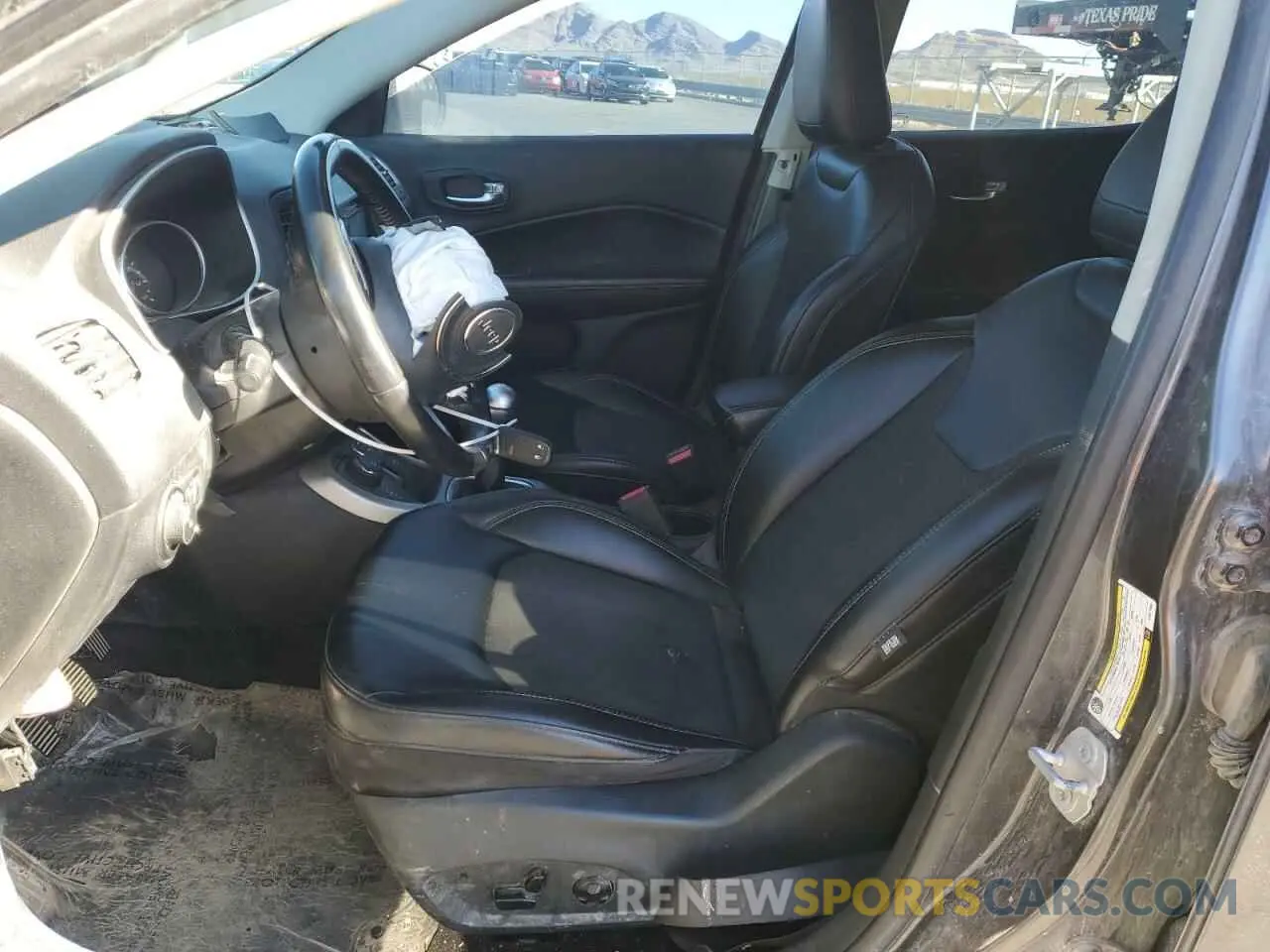 7 Photograph of a damaged car 3C4NJDBB1KT817864 JEEP COMPASS 2019