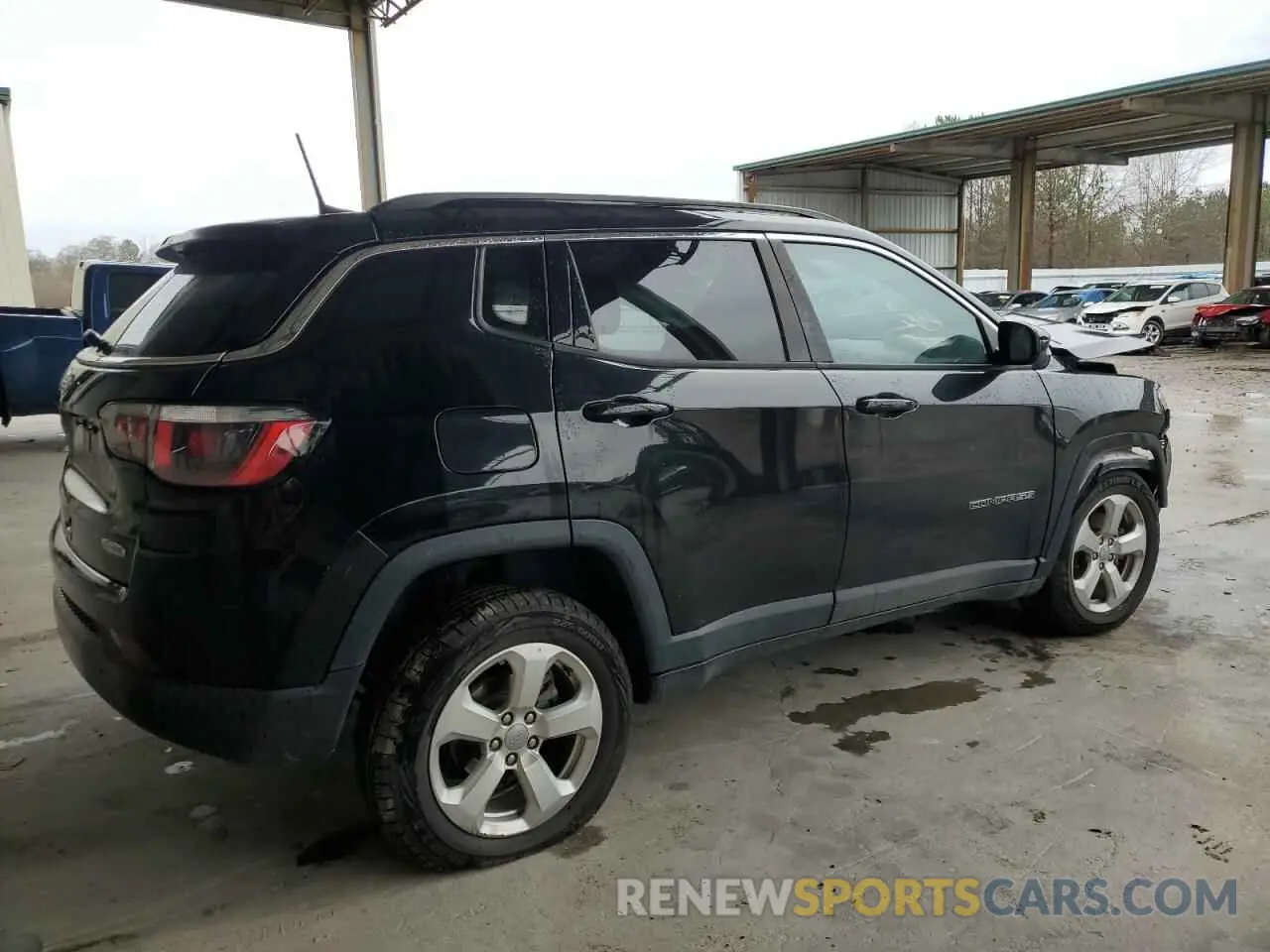 3 Photograph of a damaged car 3C4NJDBB2KT646123 JEEP COMPASS 2019