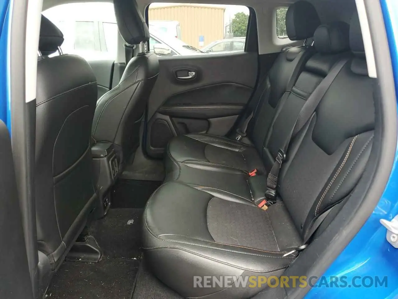 11 Photograph of a damaged car 3C4NJDBB2KT697024 JEEP COMPASS 2019