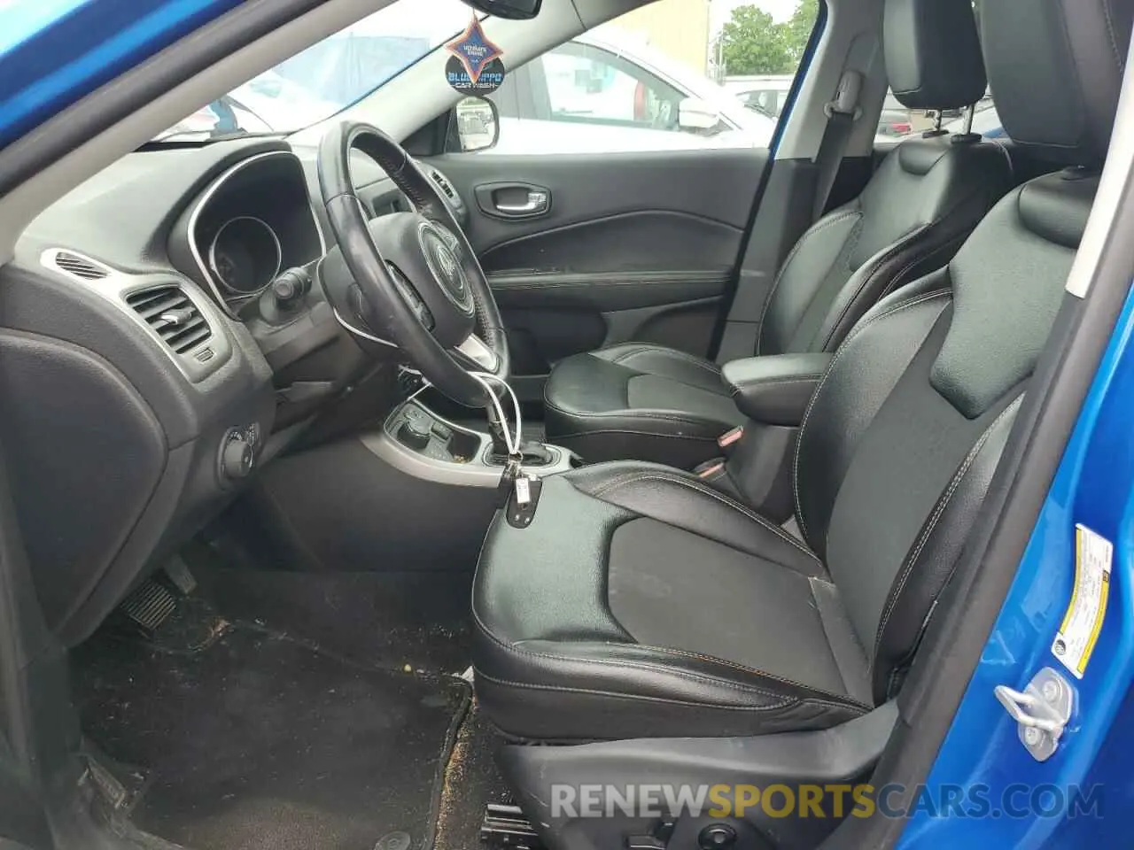 7 Photograph of a damaged car 3C4NJDBB2KT697024 JEEP COMPASS 2019